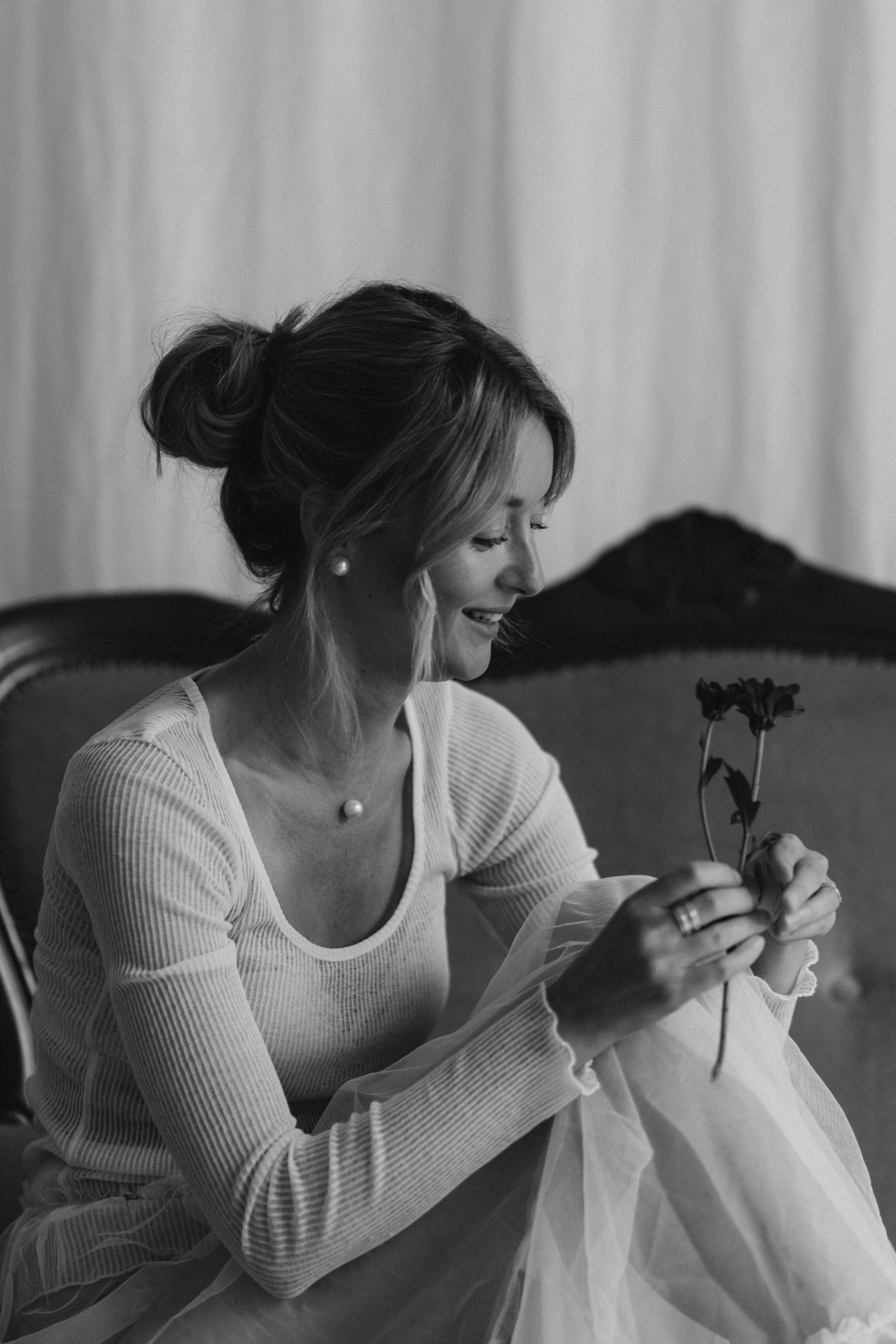 Olga. Wedding and portrait photographer in Helsinki Vickan O