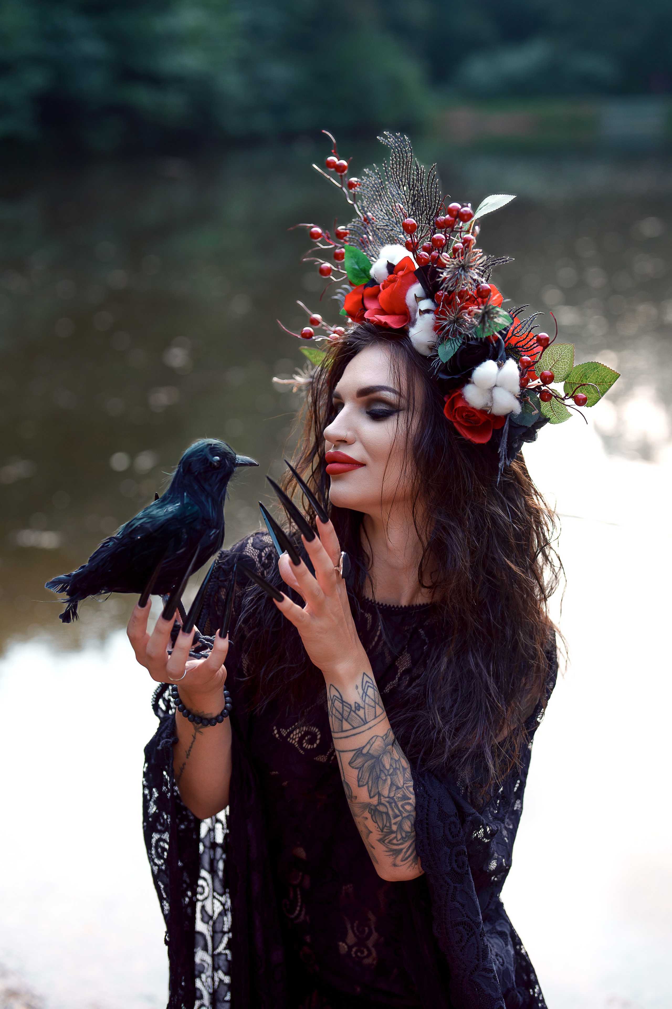 Witch at the lake. Family, Lifestyle and Portrait photograher in Trier, Germany