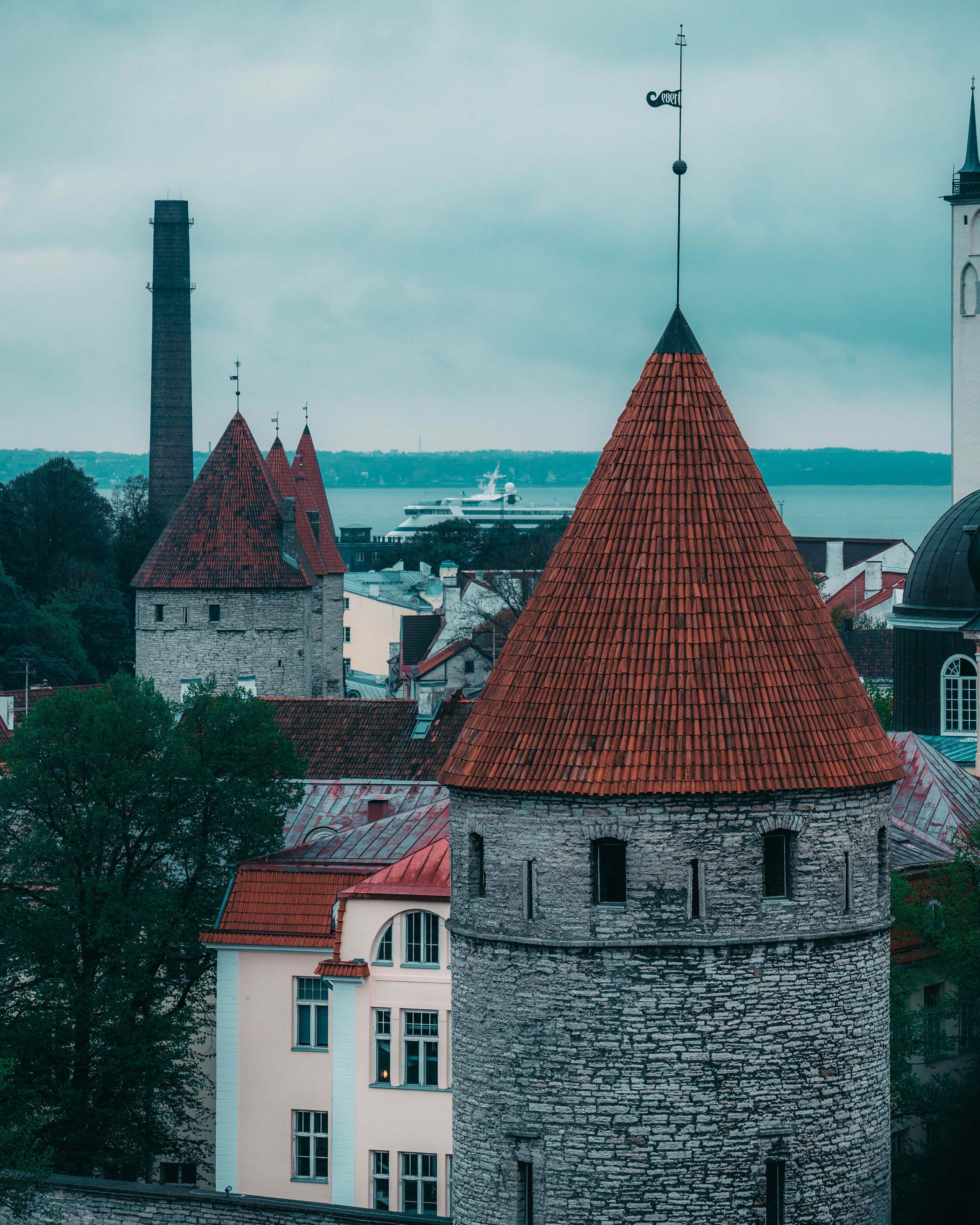 Streetphoto. VEKE MEDIA