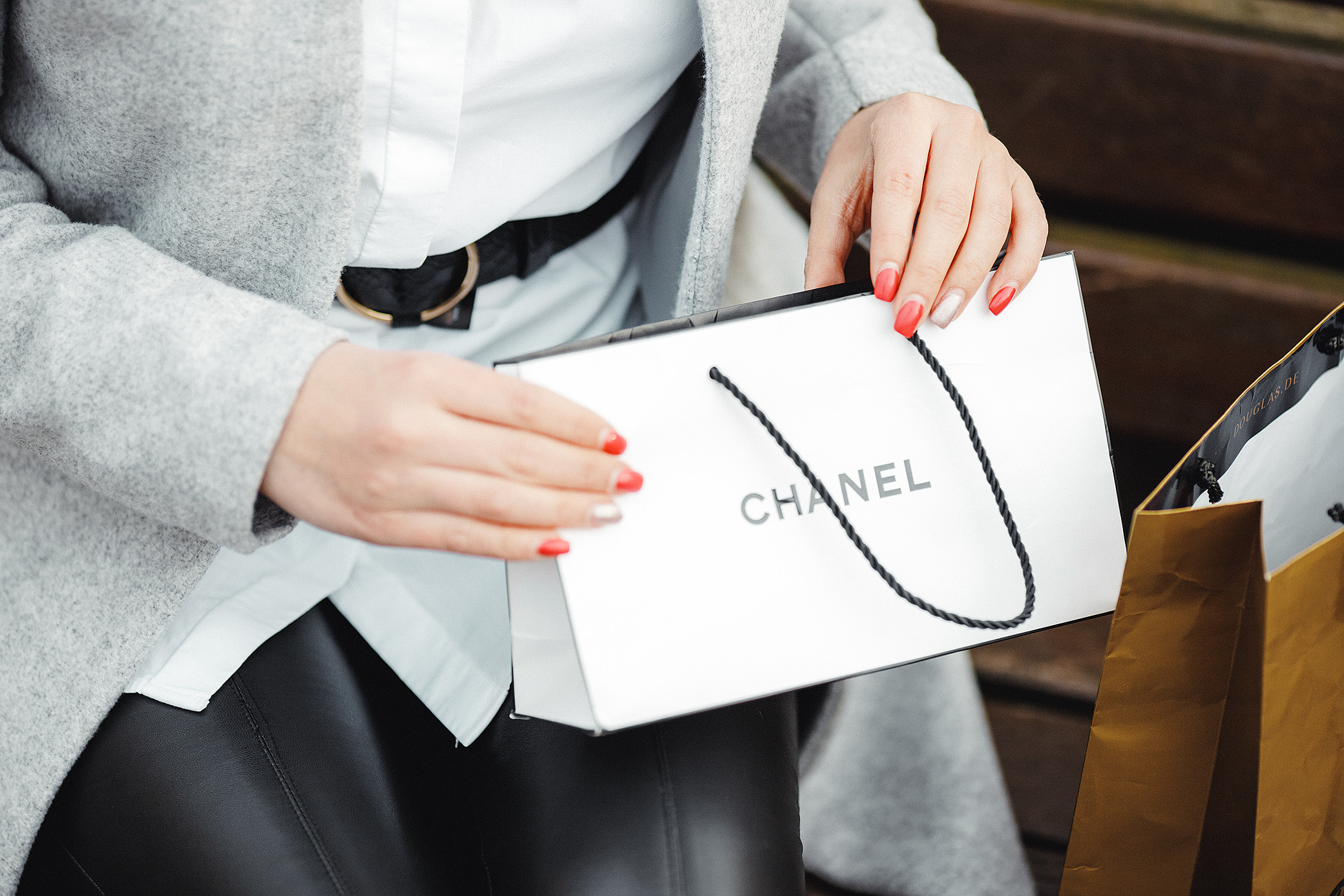 Fotoshooting an der Ruhr (Wickede/Ruhr). Fotograf NRW aus Wickede Ruhr, Milla Kunst