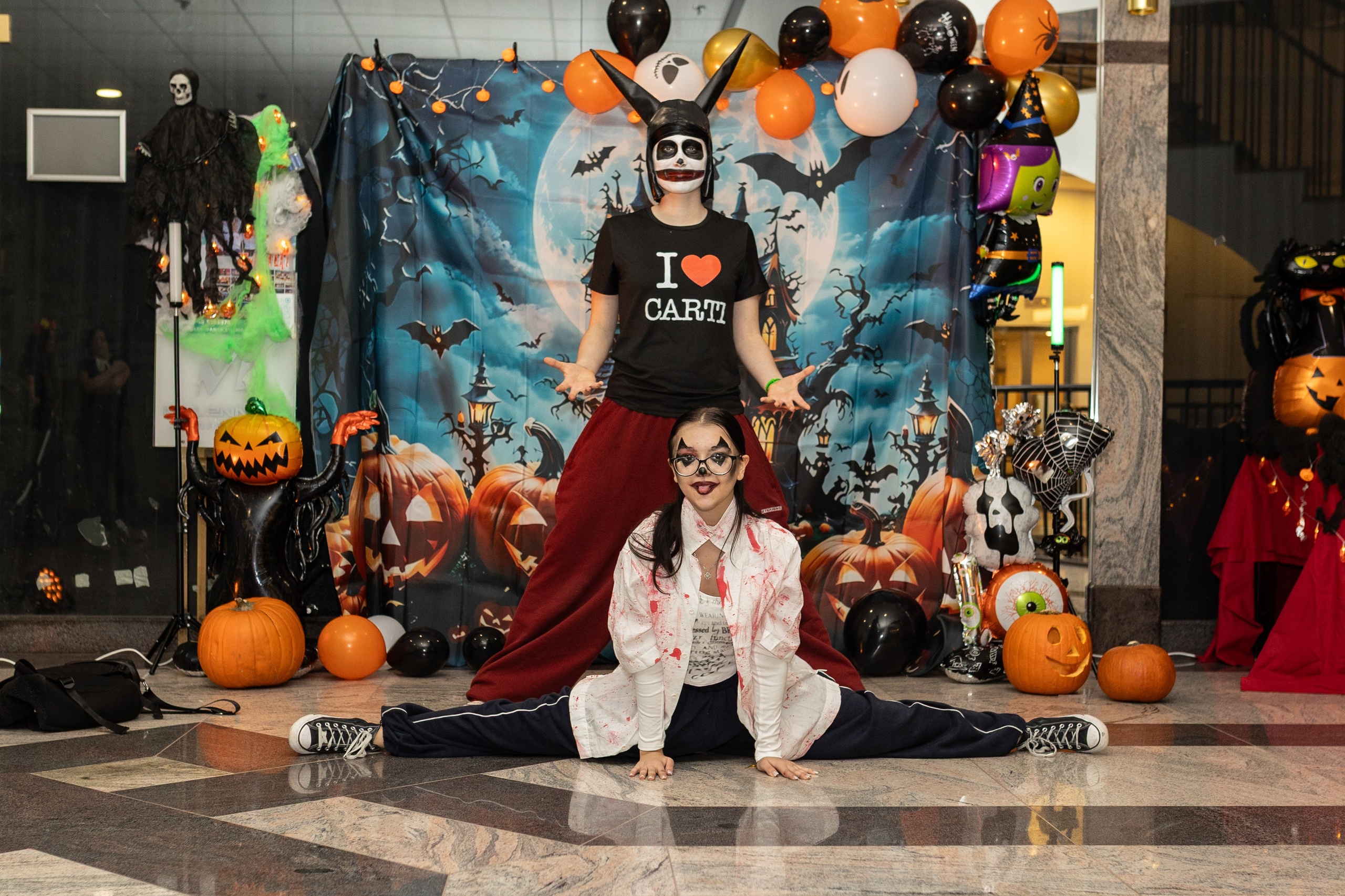 Leo dance studio Helloween 2025. Семейный и детский фотограф в Варшаве Мила Бобровская