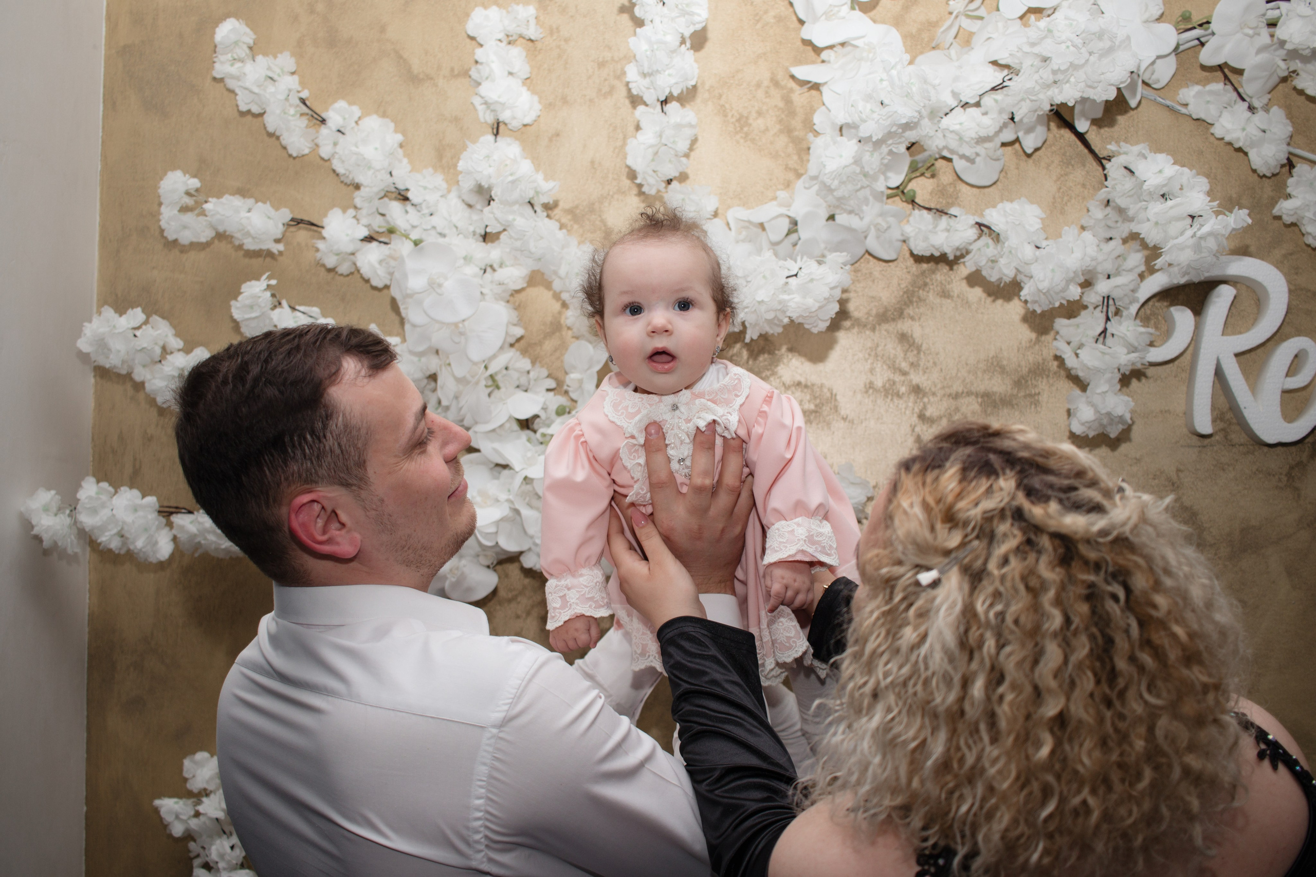 Iris. Fotograf si videograf — evenimente si studio