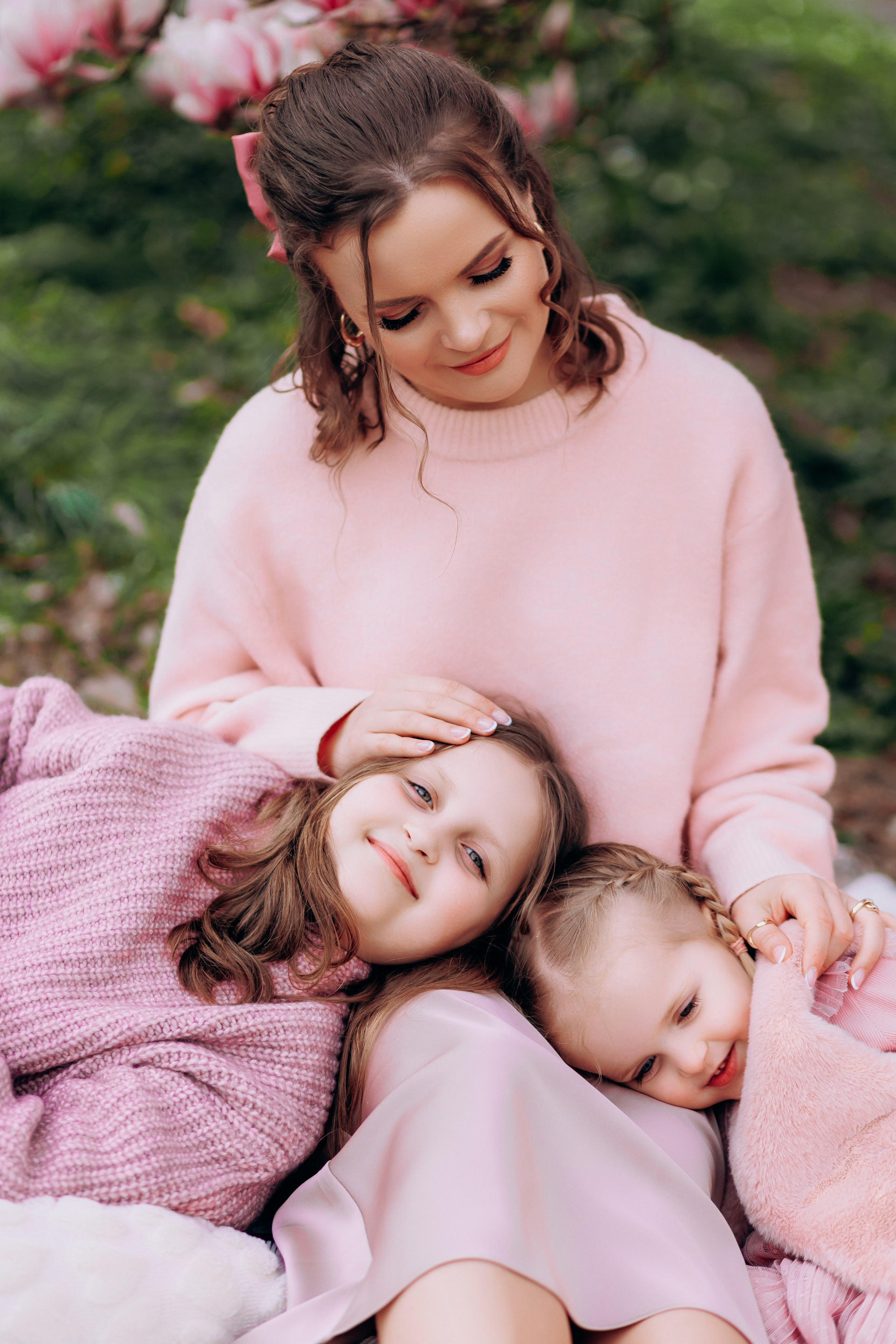 Tatiana, Alisa, Daria. Wedding and Family Photograph