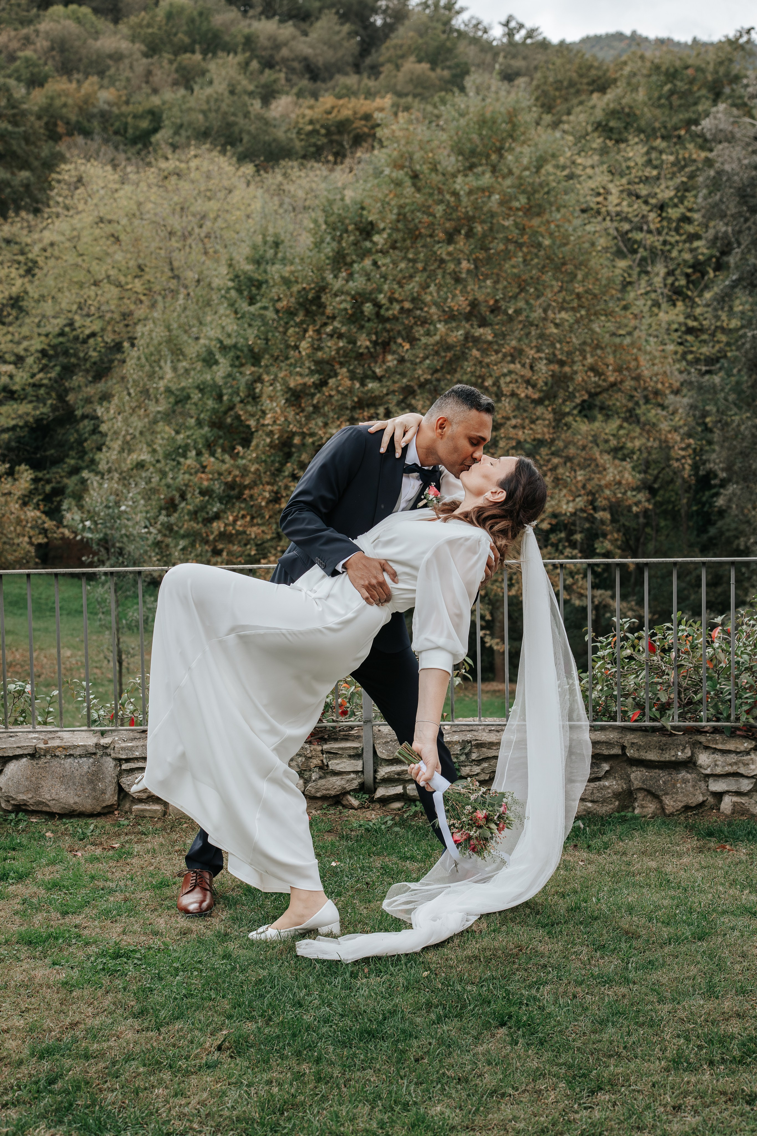 Aurelia+Anand, 02.11.2025, Olot. Fotógrafa de bodas en Cataluña