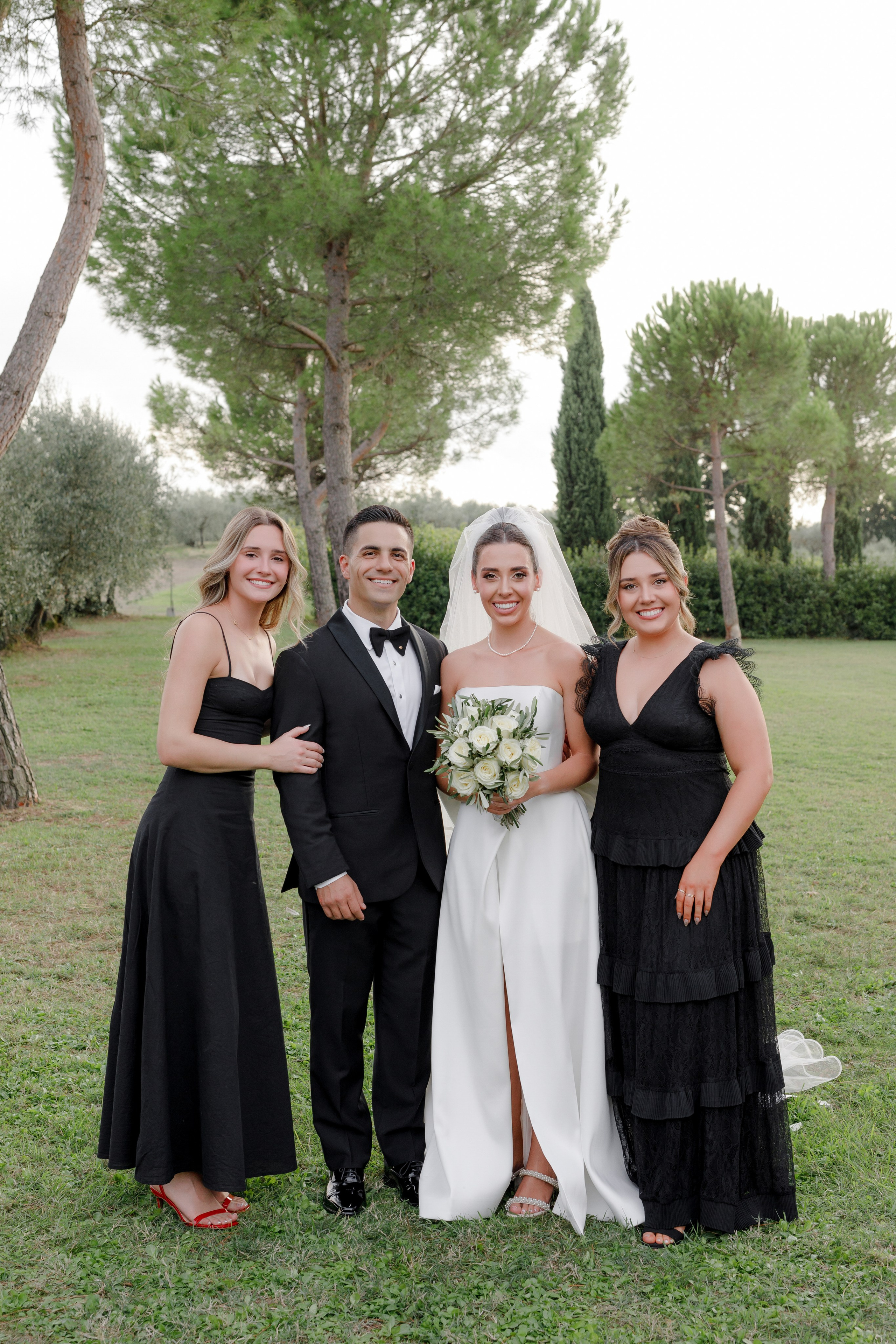 Dom&Ally. Wedding photographer Italy