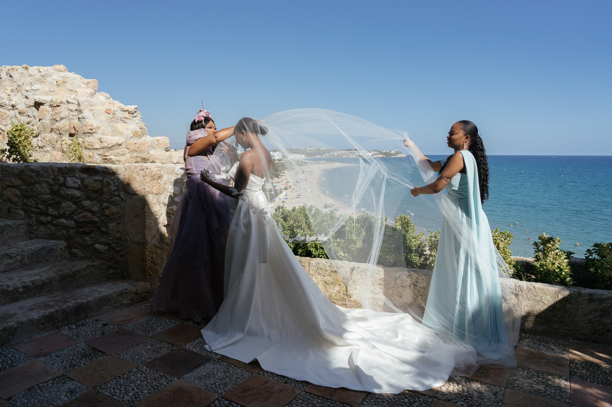 Castillo de tamarit wedding, Spain. Wedding photographer videographer Spain