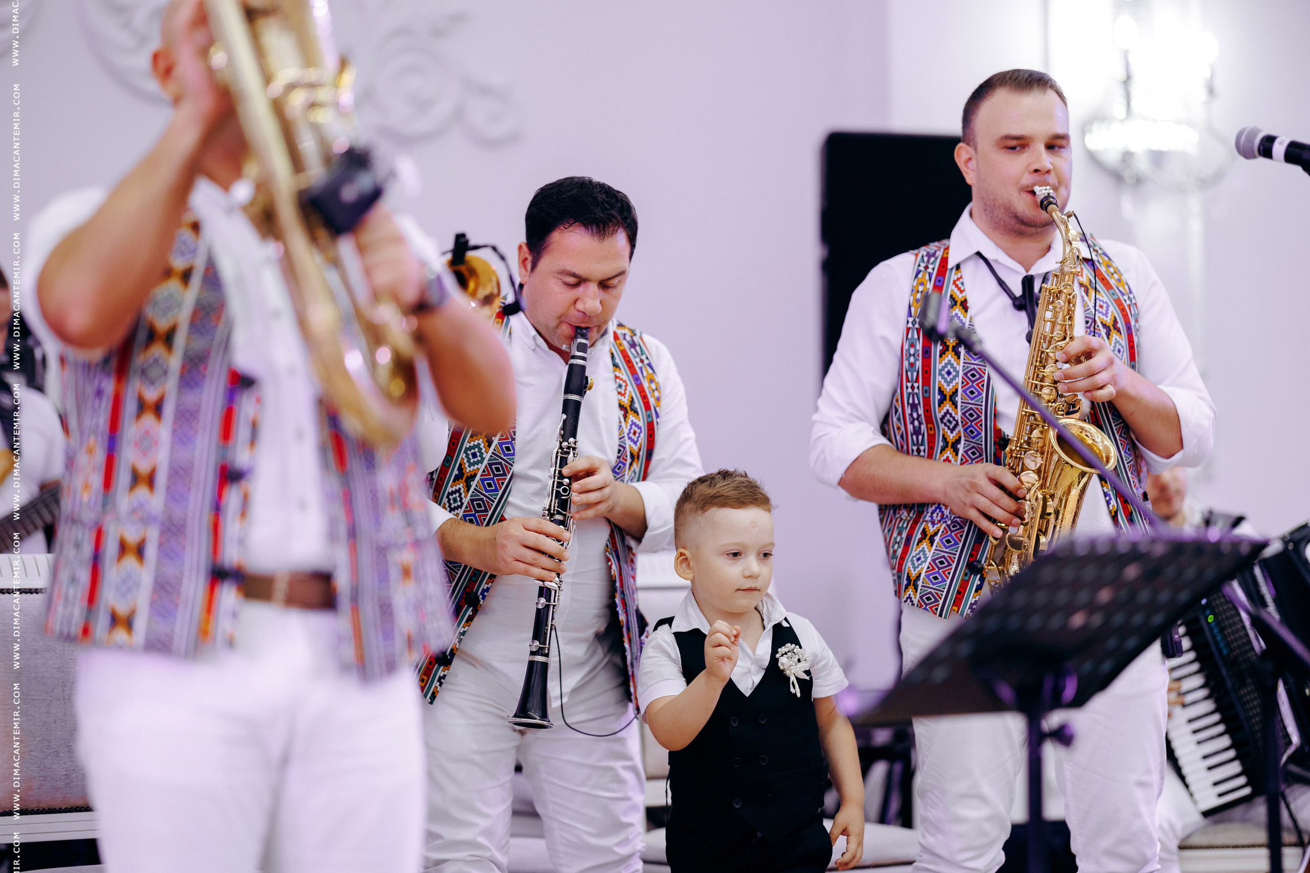 MIHAIL + SABINA | Grand Élysée. Fotograf de nuntă în Chisinau, Moldova. Poze și Video Comerciale
