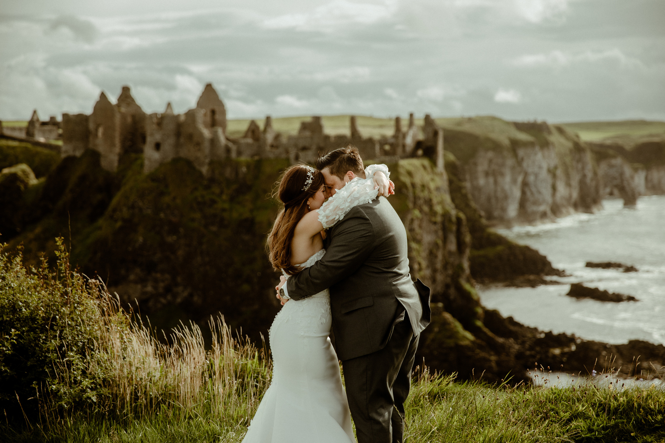 Poetic Nothern Ireland Elopement. Iceland elopement photo and video | Nikolaichik Photo