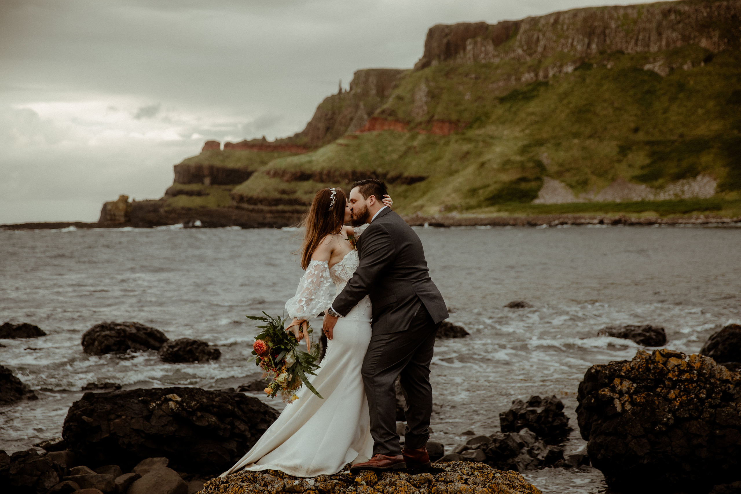 Poetic Nothern Ireland Elopement. Iceland elopement photo and video | Nikolaichik Photo