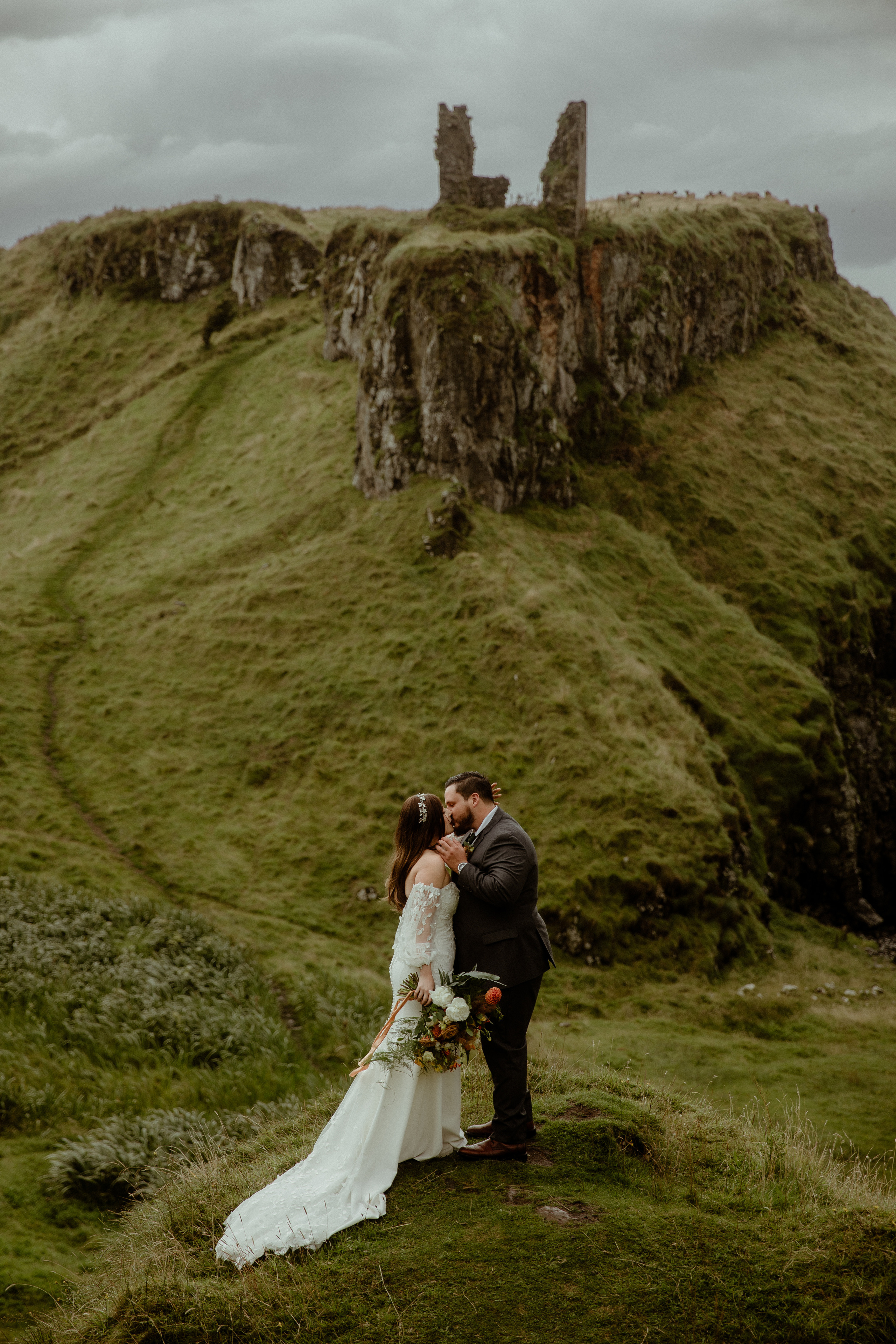 Poetic Nothern Ireland Elopement. Iceland elopement photo and video | Nikolaichik Photo
