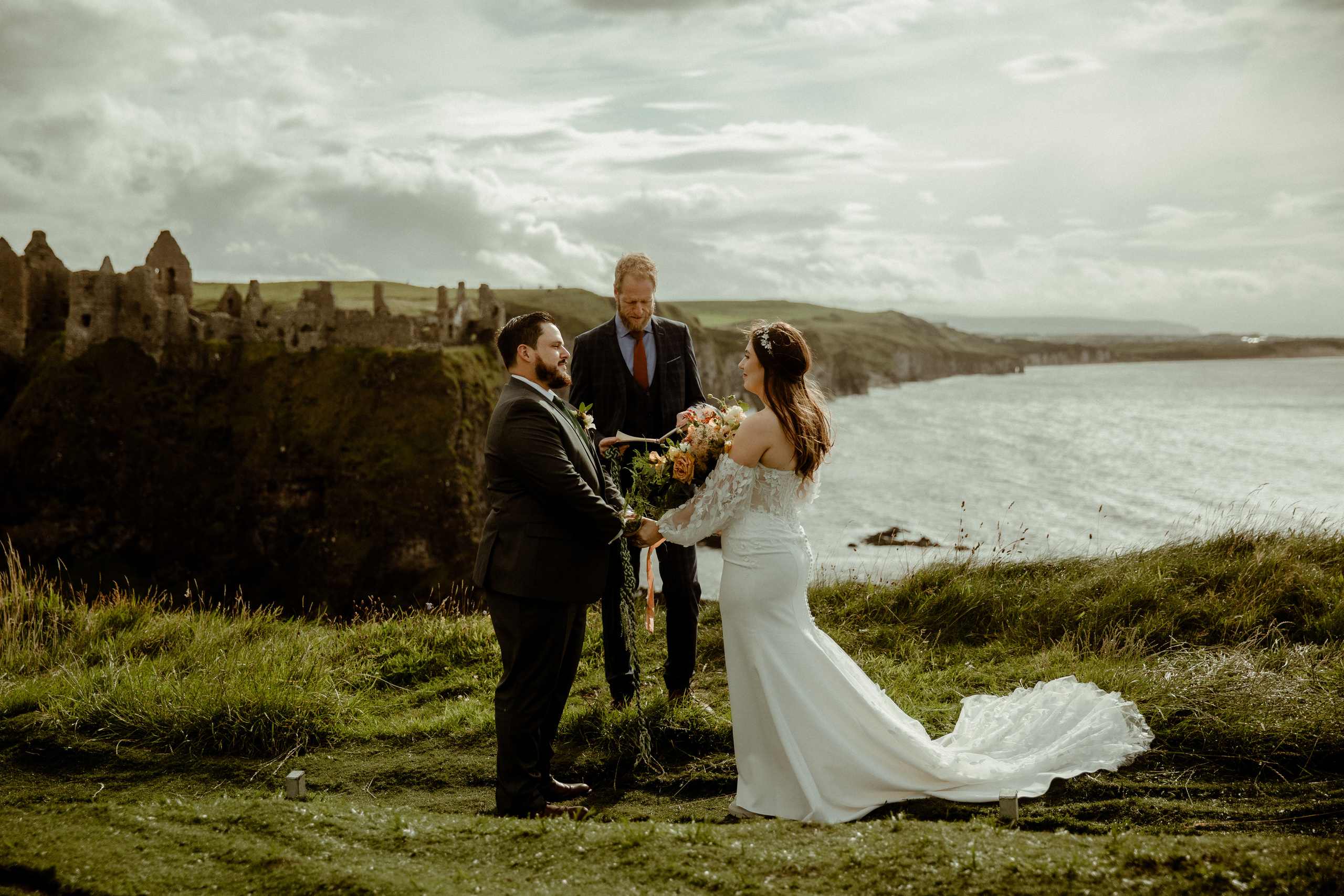 Poetic Nothern Ireland Elopement. Iceland elopement photo and video | Nikolaichik Photo