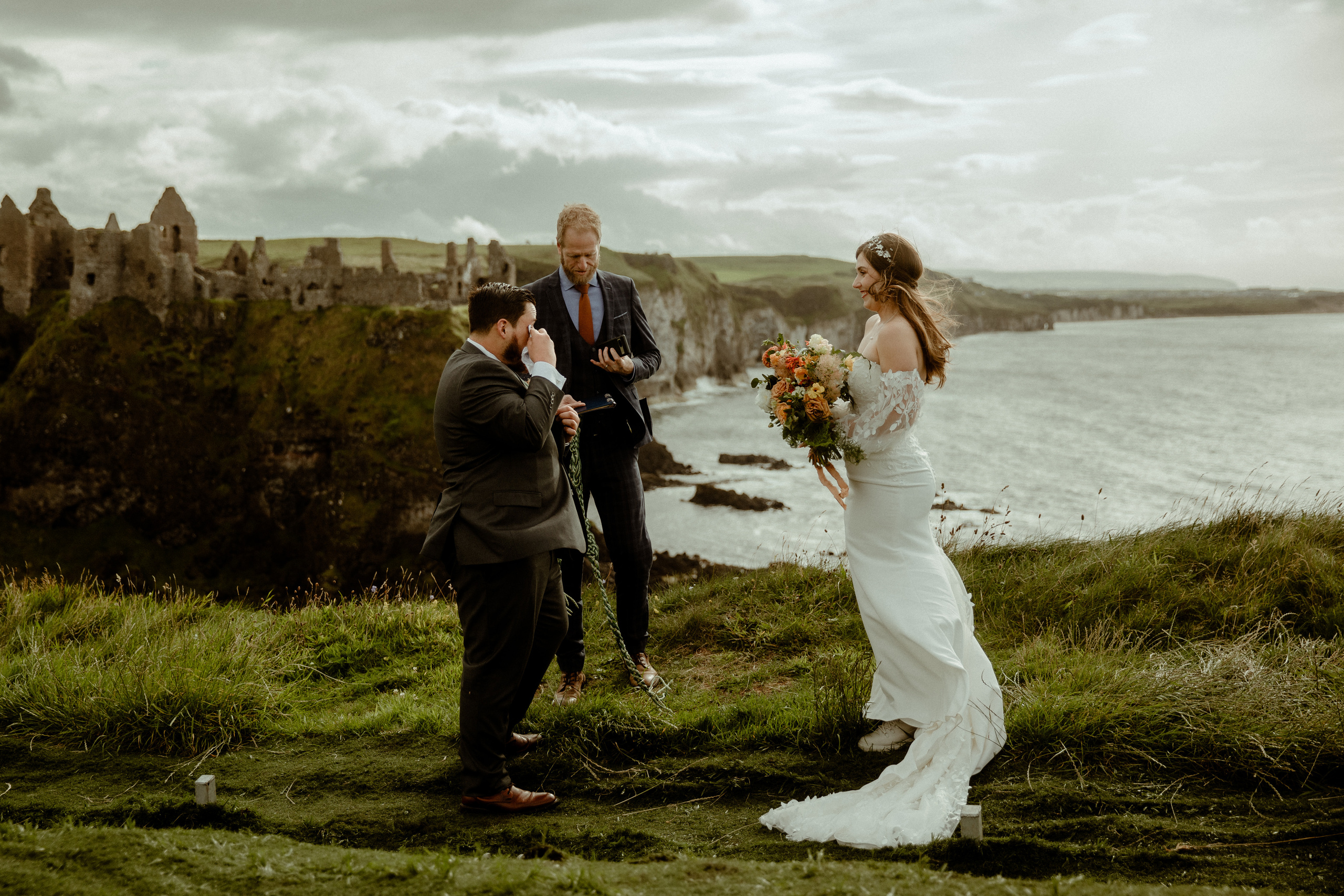 Poetic Nothern Ireland Elopement. Iceland elopement photo and video | Nikolaichik Photo