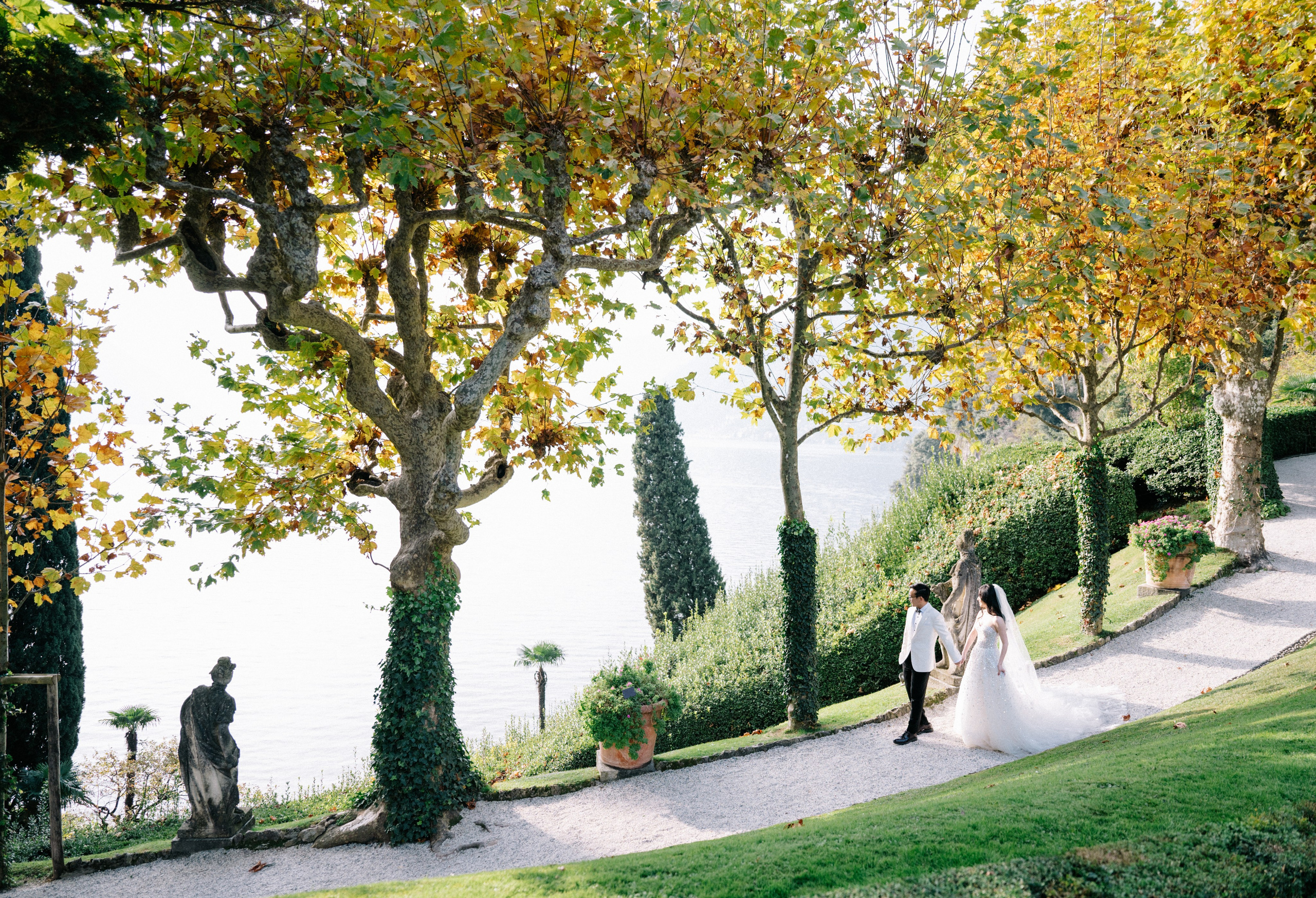 Lake Como. Lake Como Photographer — Proposal | Wedding | Elopement