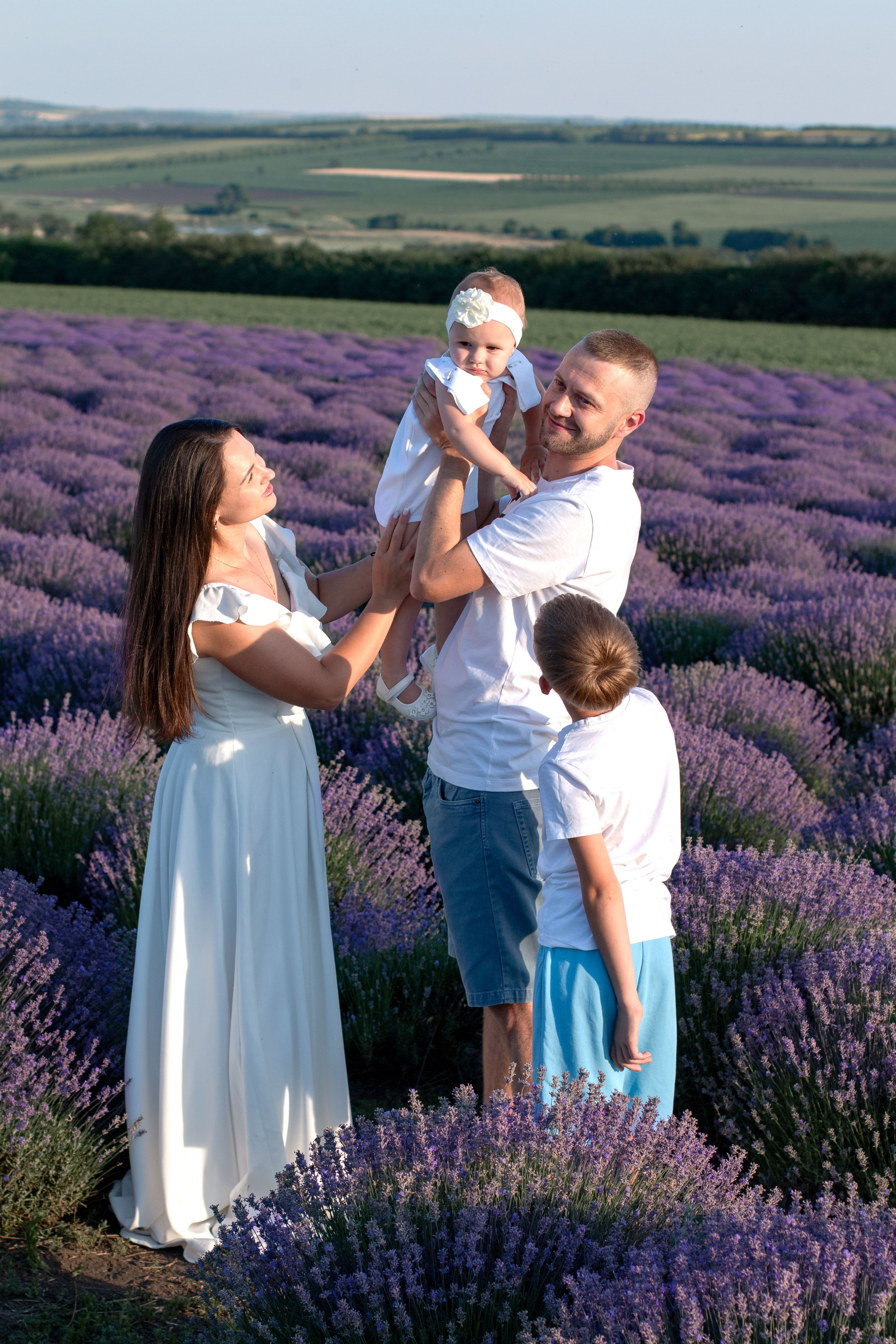 Лаванда. Детский и семейный фотограф в г. Бельцы