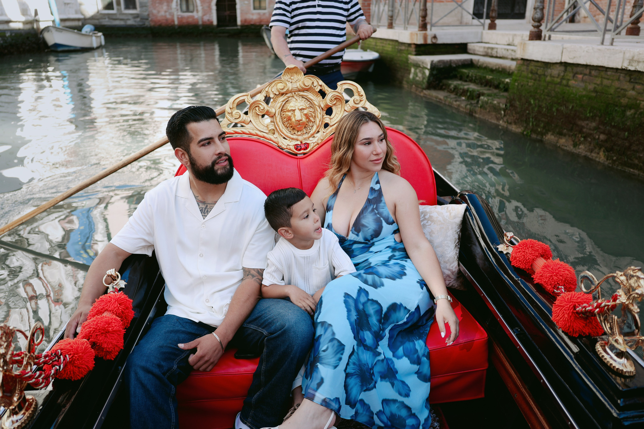 Family photo shoot in Venice. Photographer in Venice, Viktoria Antonova