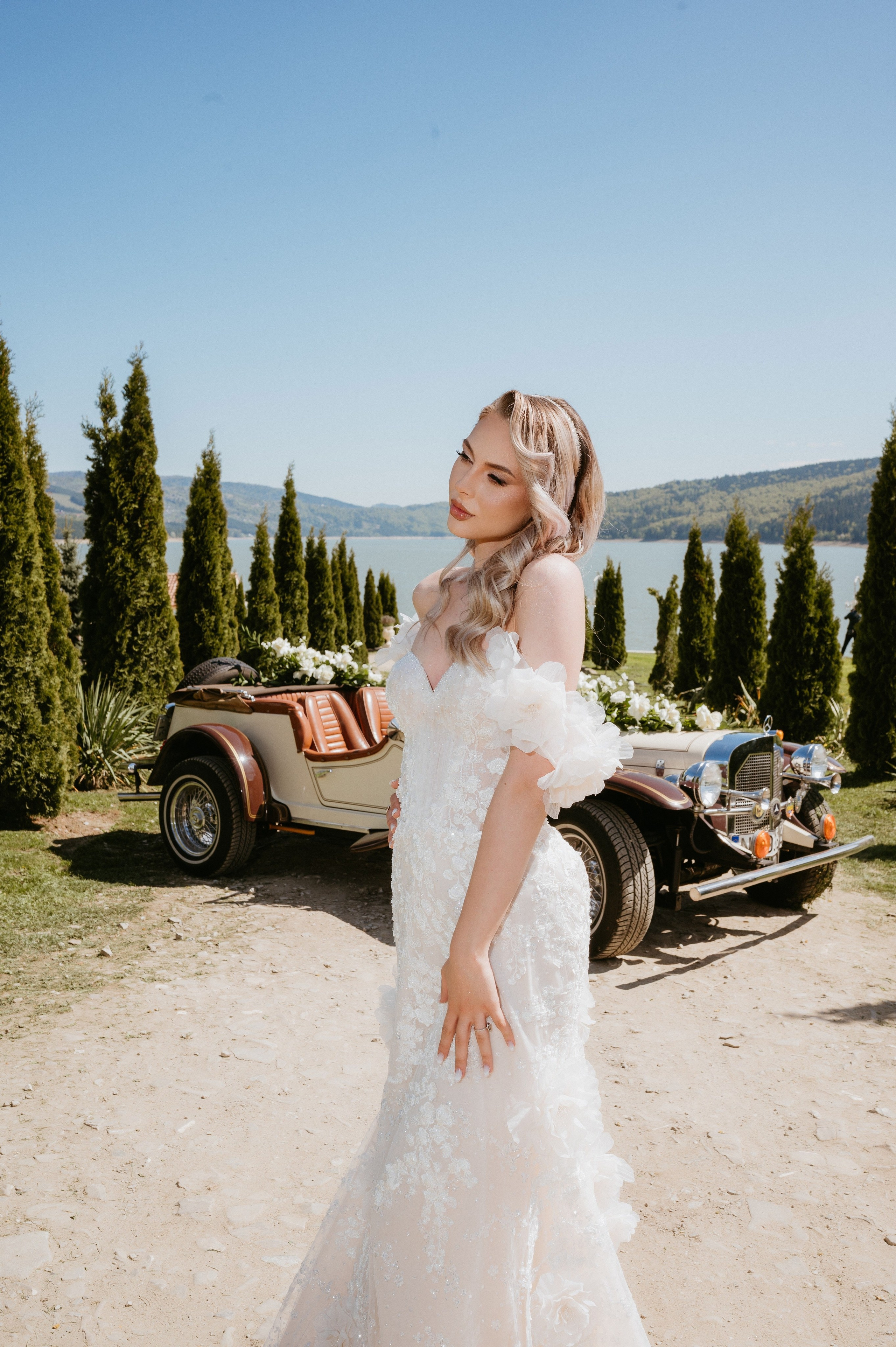 Cristina – Ședință foto editorială cu vibe fashion. Valentin Melen — wedding photographer