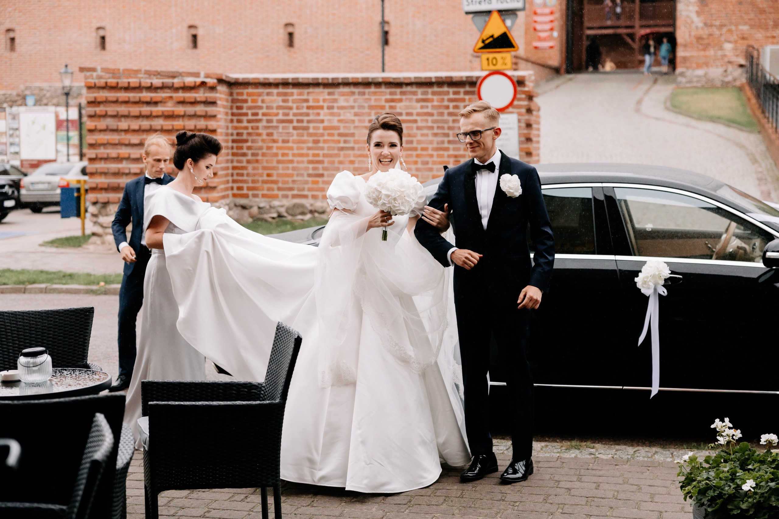 Wiki ♡ Przemek. Fotograf Ślubny Warszawa - Sesje Biznesowe Rodzinne Eventy