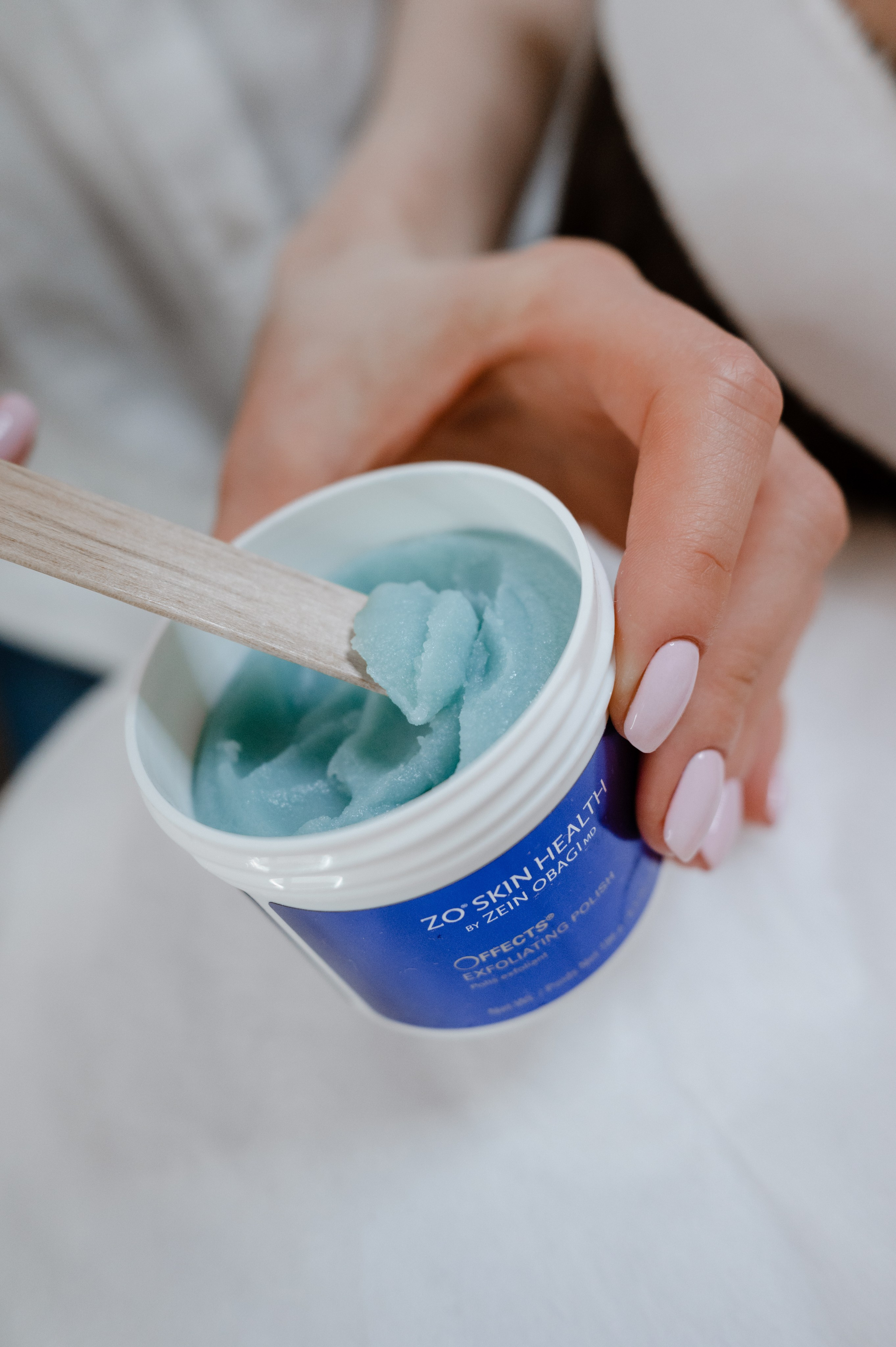 Astudio beauty studio in Prague. ANNA-MARIA PHOTO CONTENT CREATOR — photographer, aesthete, artist, and visual expert for Instagram in Prague