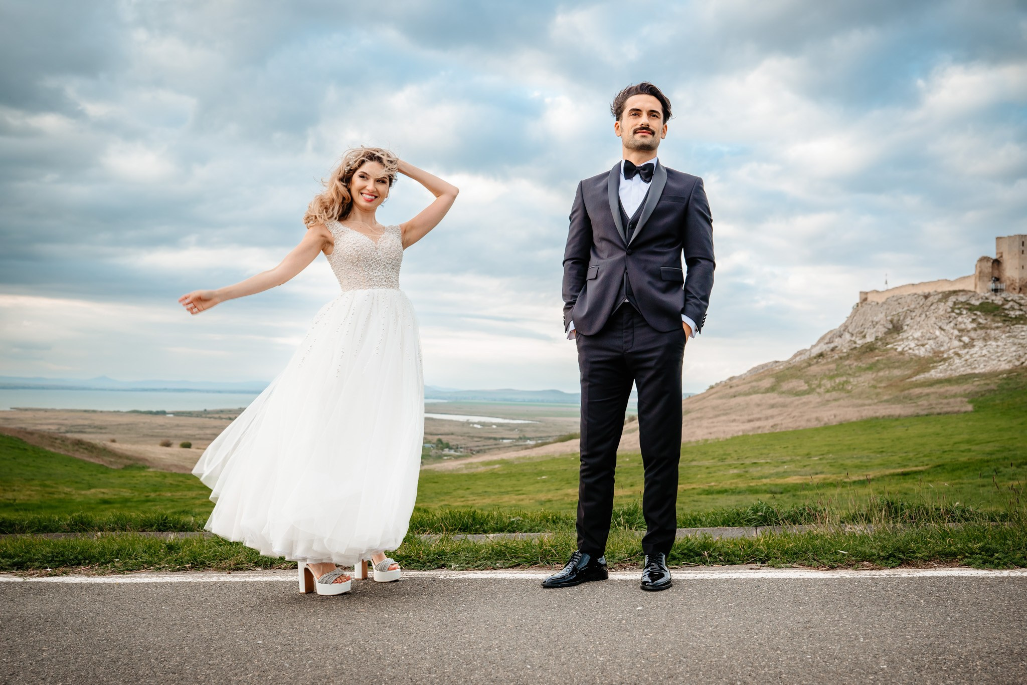 Alexandra & Robert. Www.besttalesstudio.com