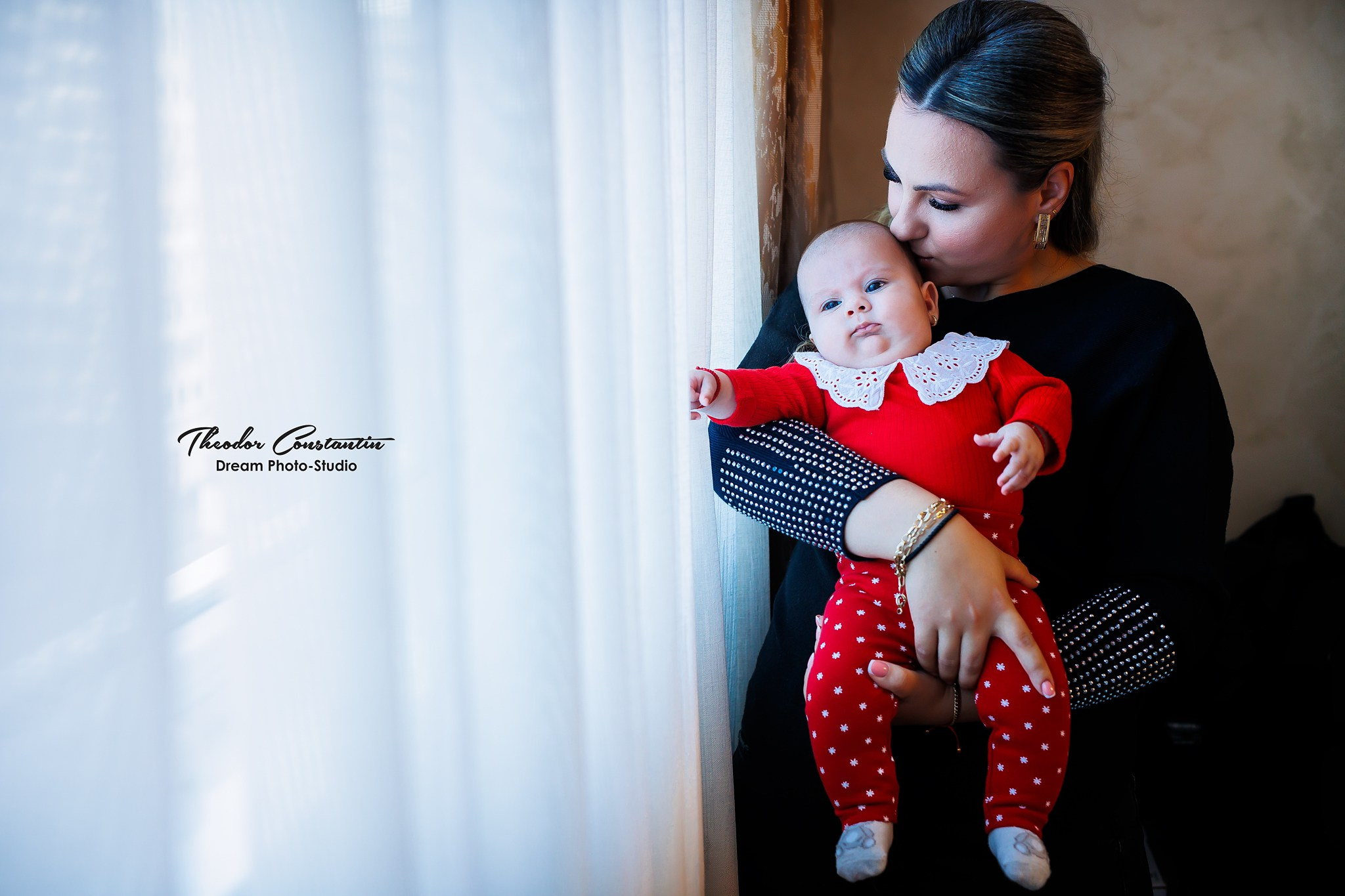 Botez. Dream Studio Galați – ședințe foto profesionale pentru familie, portrete și evenimente