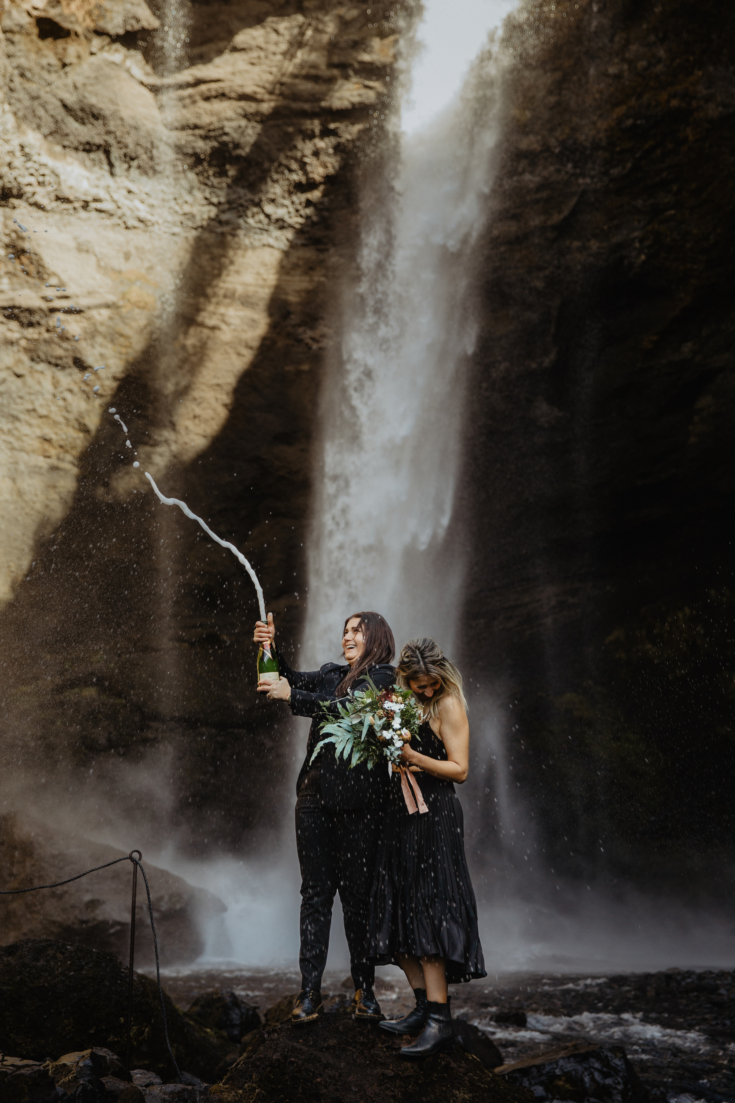 Sunrise elopement at black sand beach in Iceland. Iceland elopement photo and video | Nikolaichik Photo