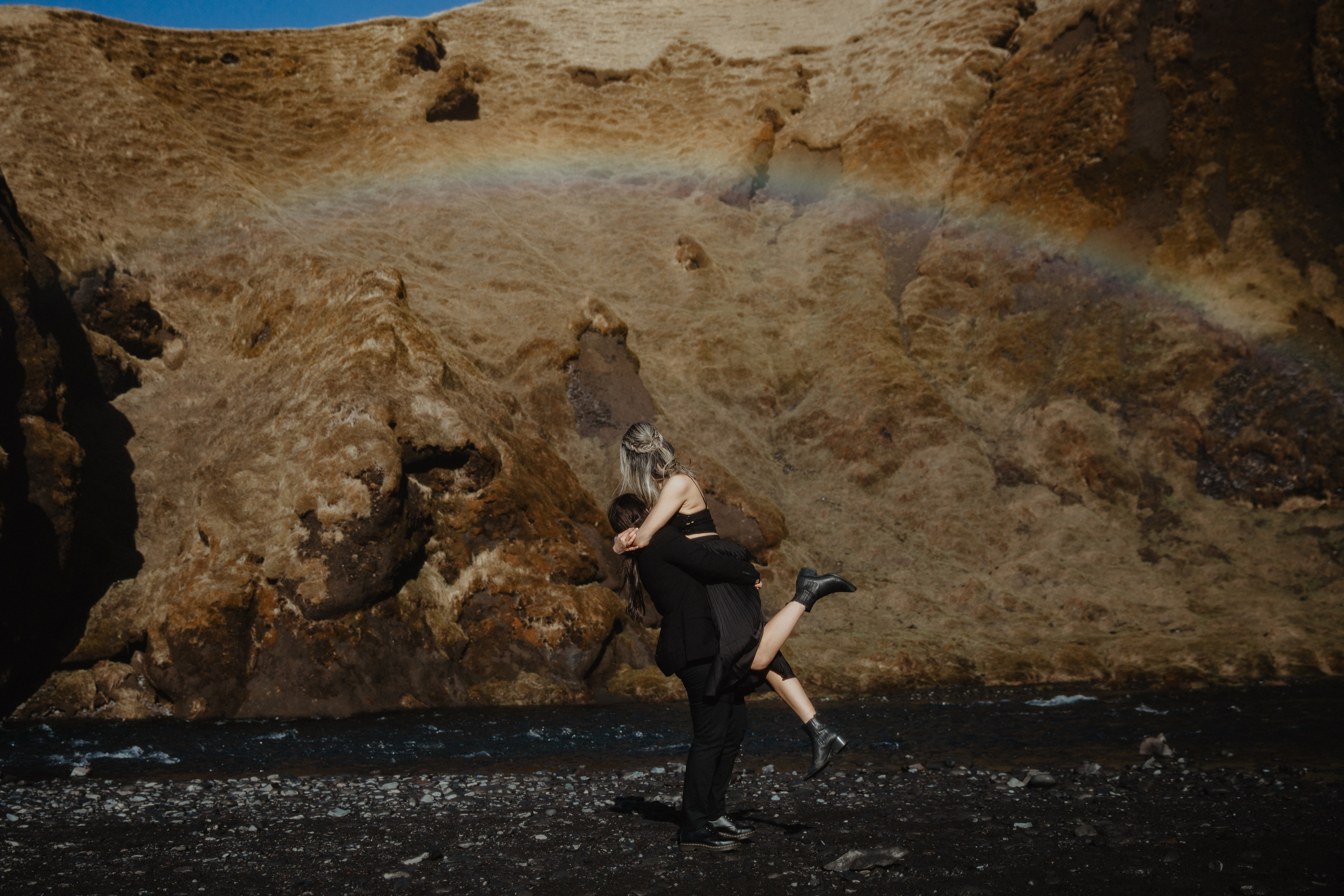Sunrise elopement at black sand beach in Iceland. Iceland elopement photo and video | Nikolaichik Photo