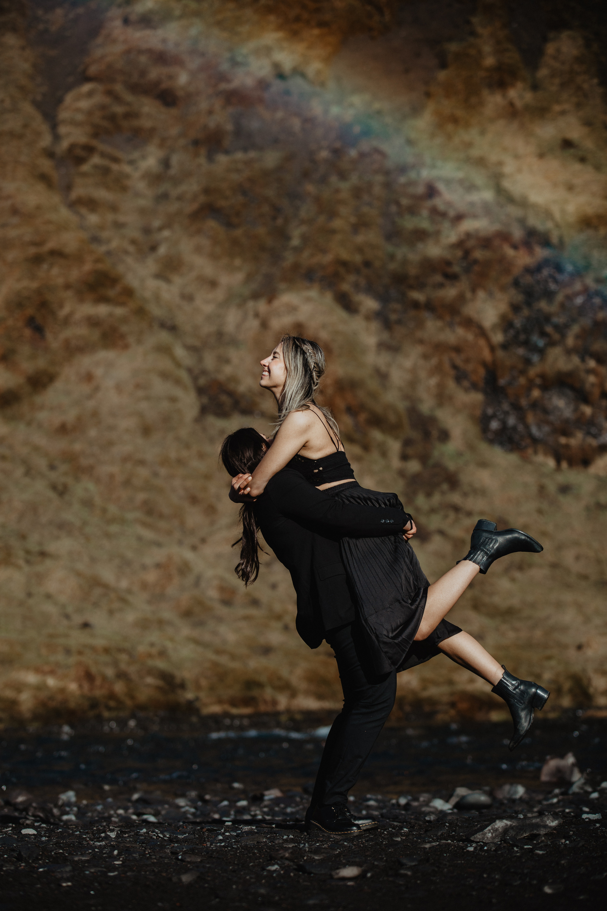 Sunrise elopement at black sand beach in Iceland. Iceland elopement photo and video | Nikolaichik Photo