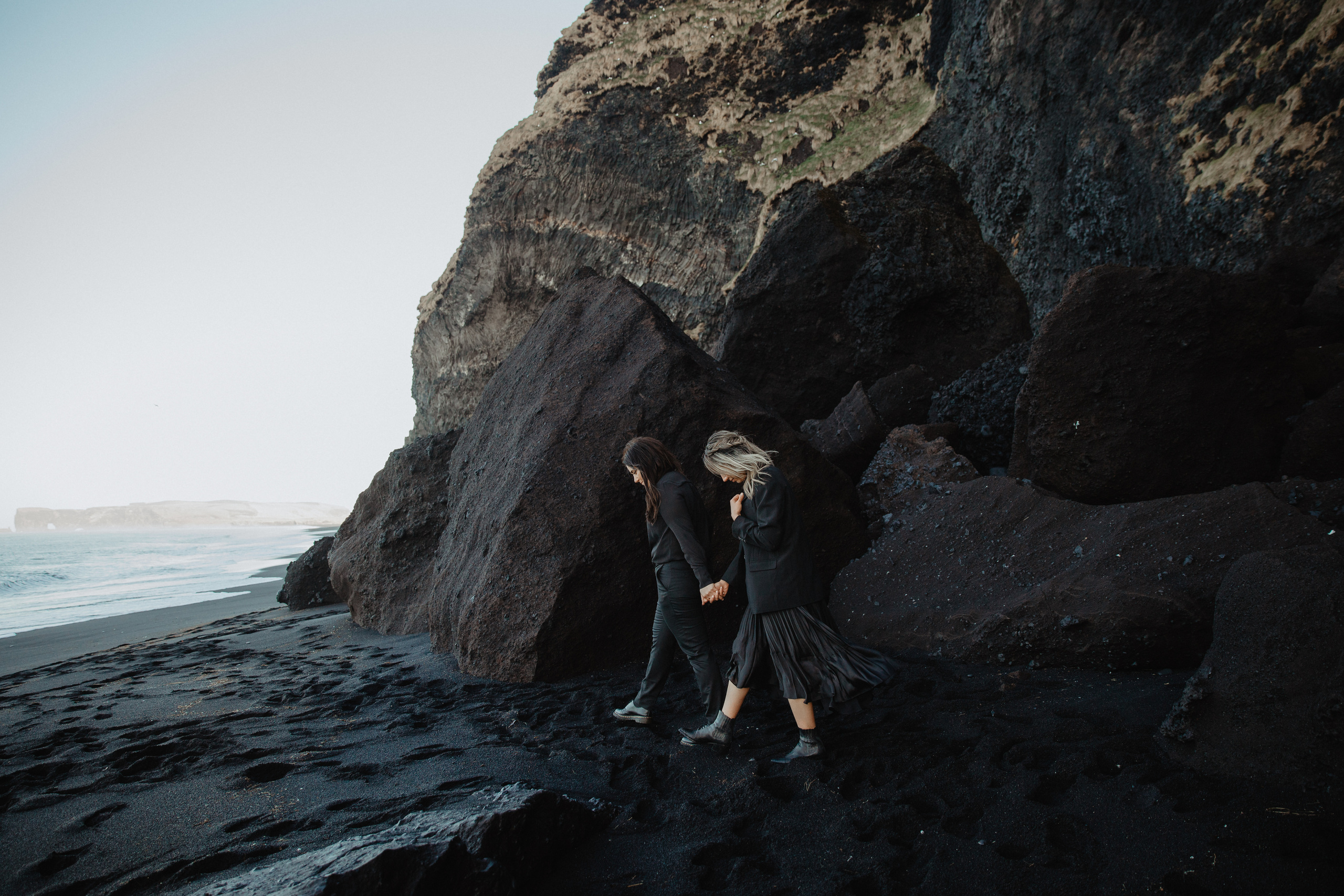 Sunrise elopement at black sand beach in Iceland. Iceland elopement photo and video | Nikolaichik Photo
