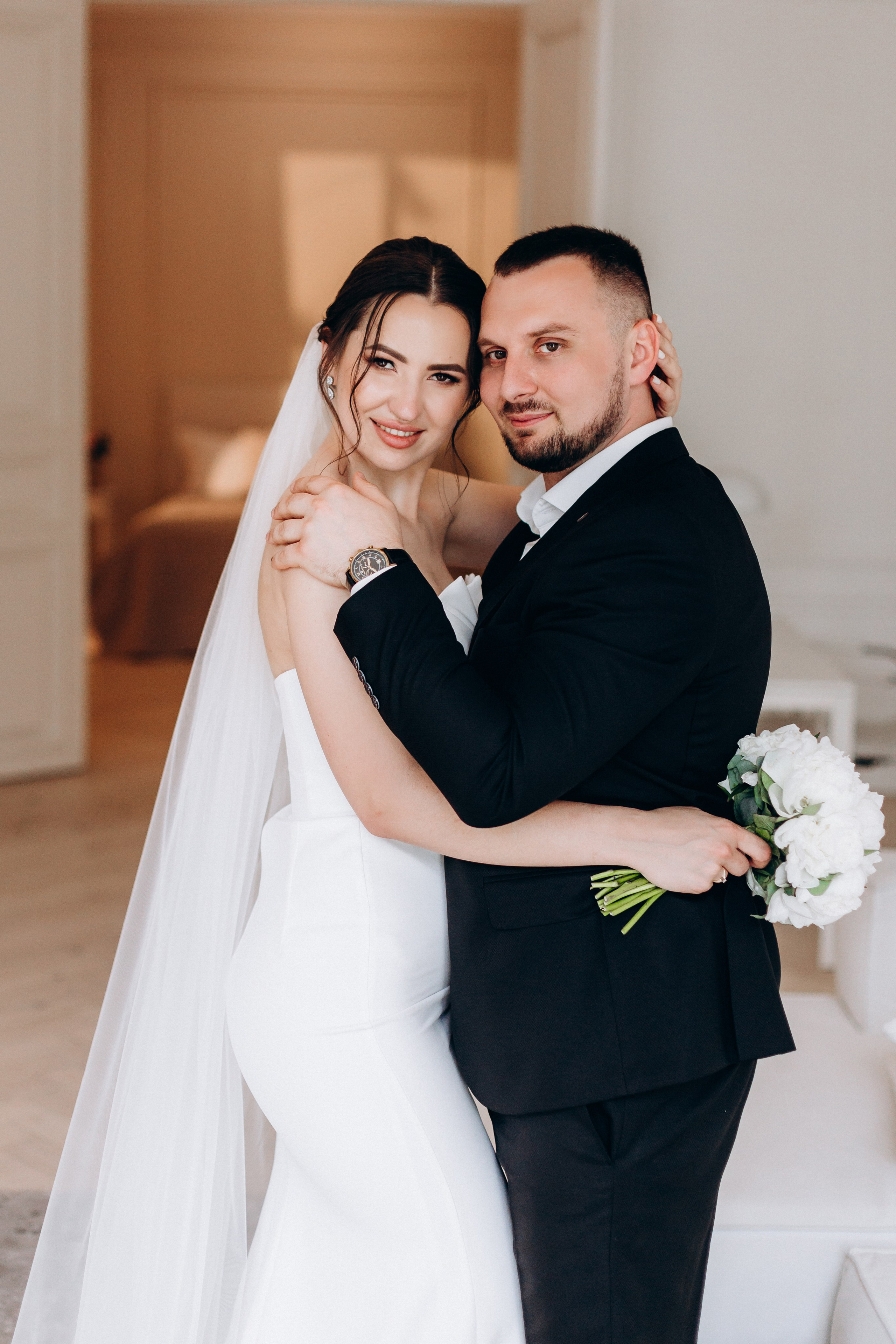 White Wedding. Wedding and Family Photograph