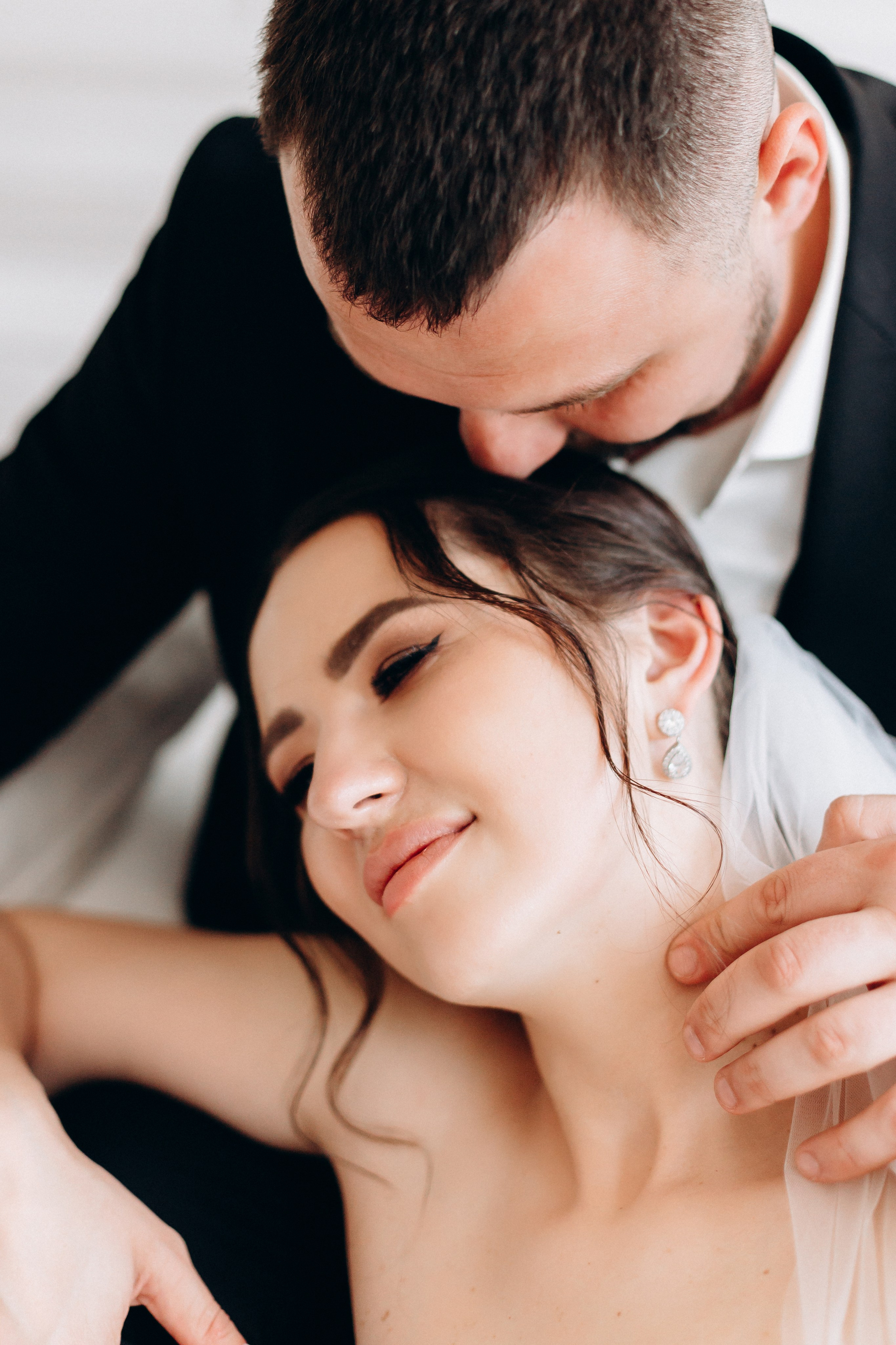 White Wedding. Wedding and Family Photograph