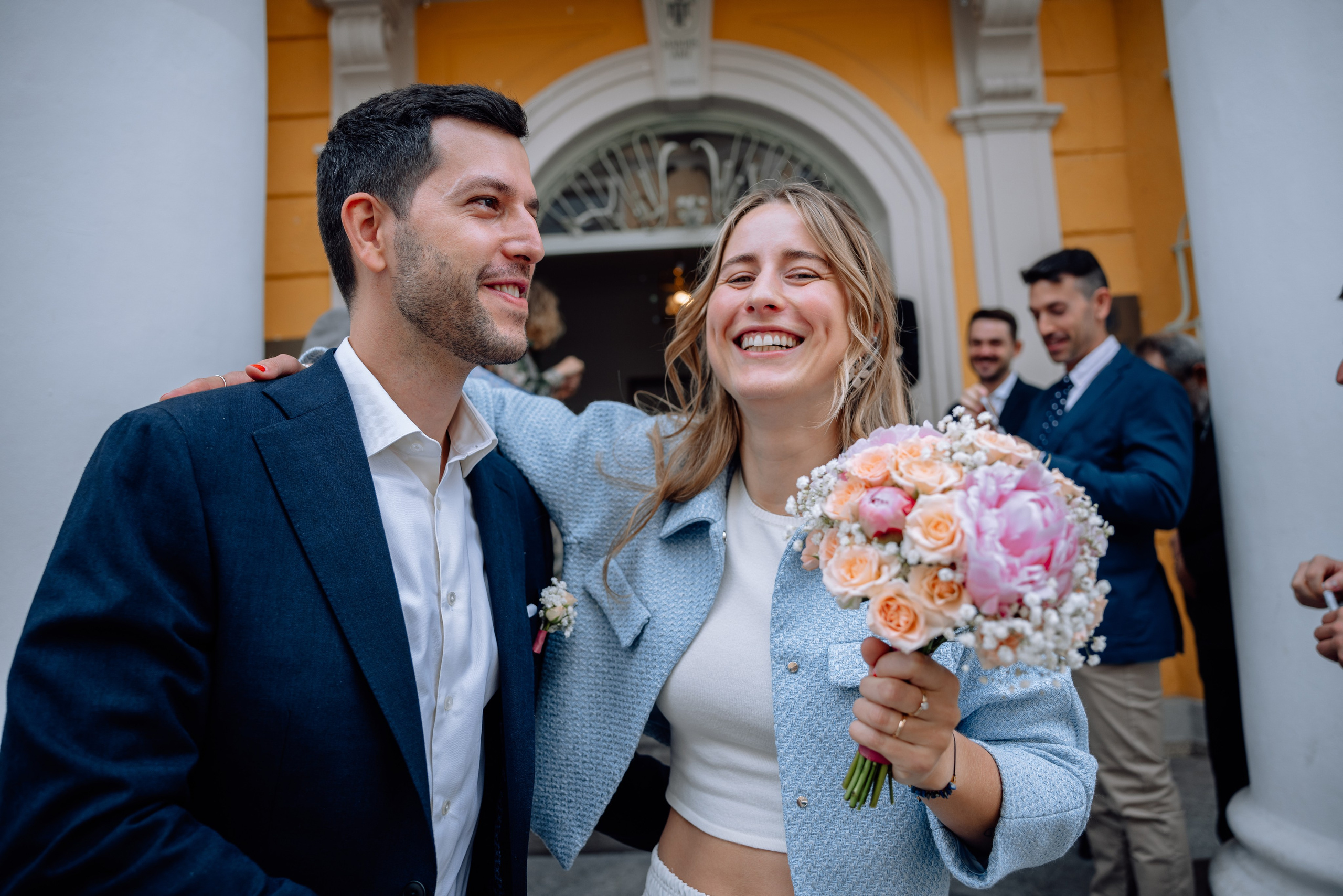 Romanrische Trauung im Standesamt Mandlstraße | München im Sommerlicht. Hochzeitsfotograf München Taufe Familienfotograf Tanja Mauke