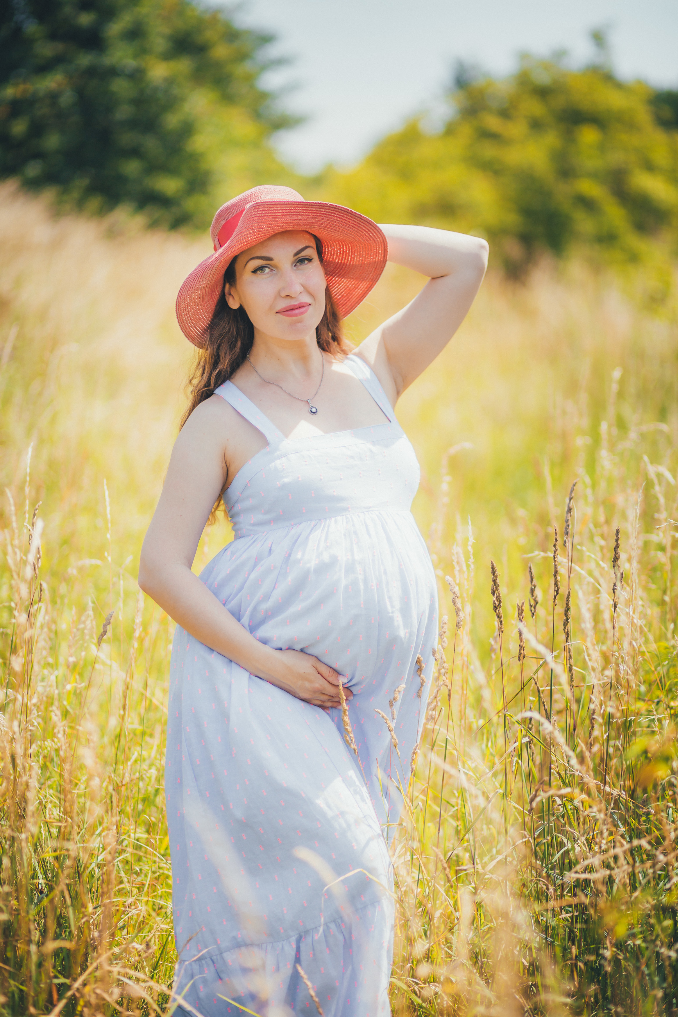 Babybauch Fotoshooting in Hamburg günstig, Fotograf in Hamburg. Fotografin Hamburg Reinbek Elizaveta Romanova