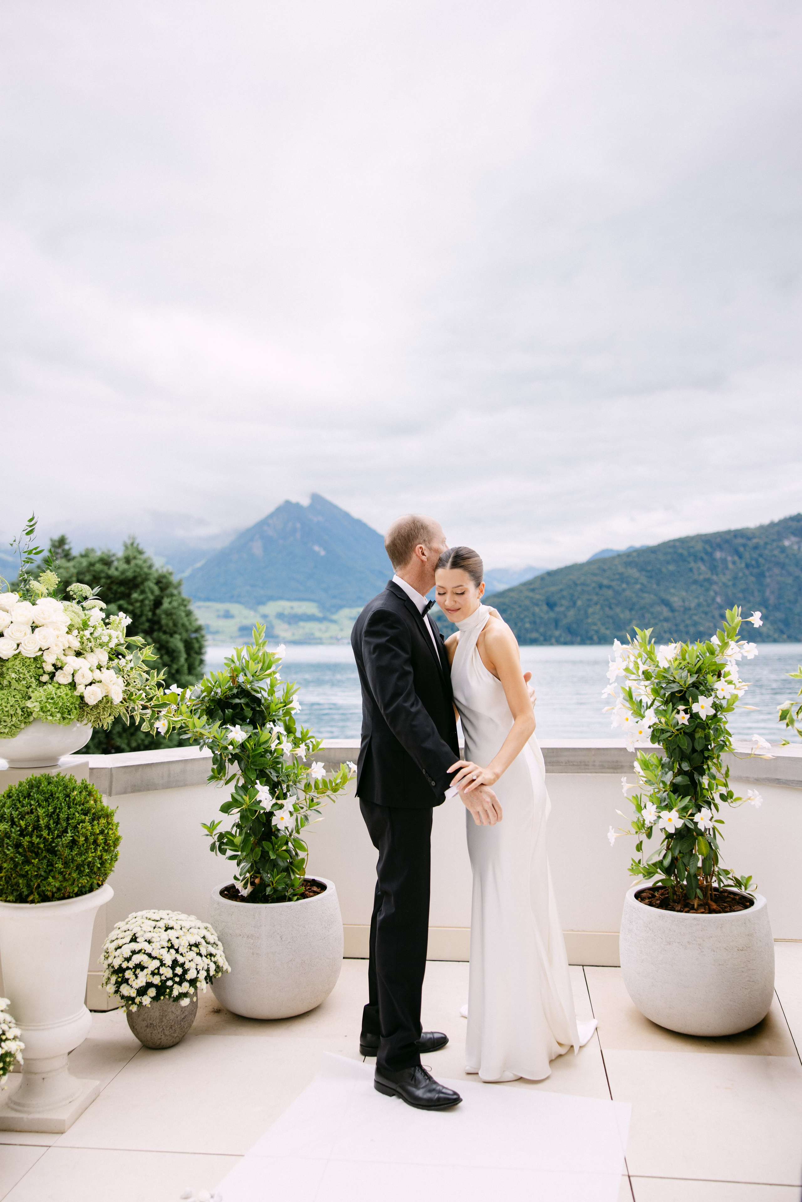 Intimate wedding at Parkhotel Vitznau on Lake Lucerne. Wedding and Family Photographer Switzerland and Italy. Valeria Diaz