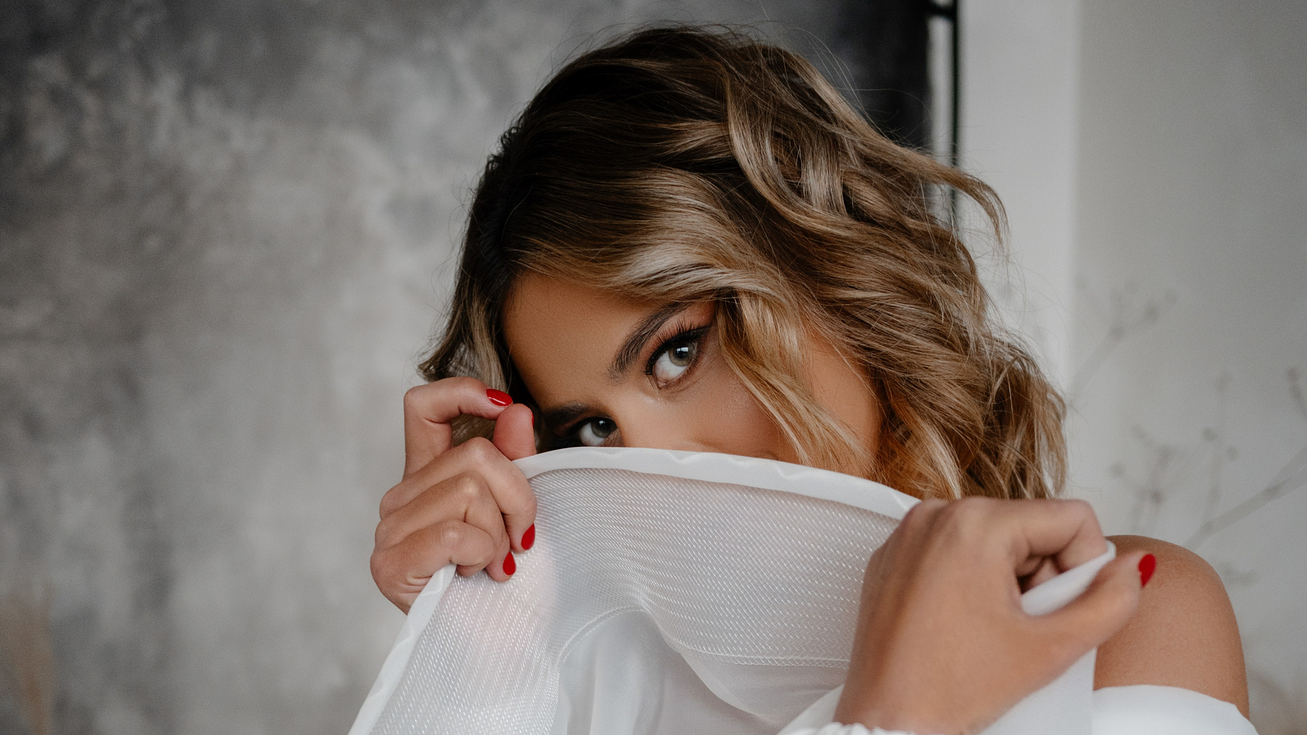 Mazaki. ANNA-MARIA PHOTO CONTENT CREATOR — фотограф, эстет, художник и визуальный эксперт в Instagram, работающий в Праге