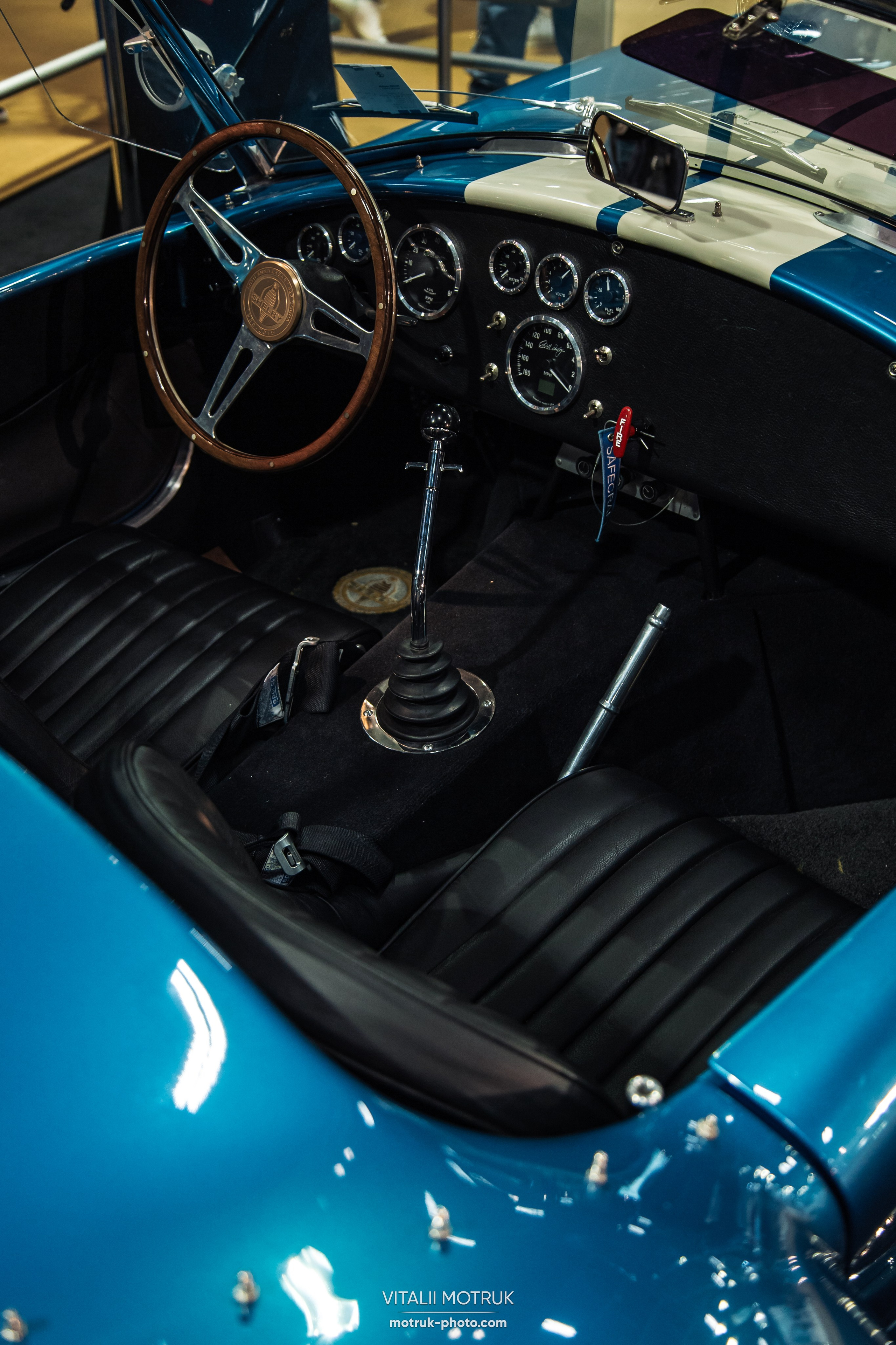 Retromobile 2023. Photographer in Paris — Vitalii Motruk