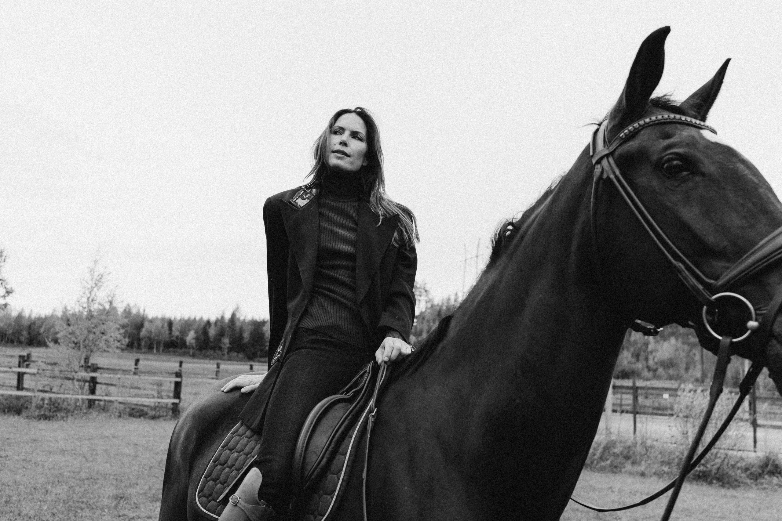 Susanna Hyypiä. Wedding and portrait photographer in Helsinki Vickan O