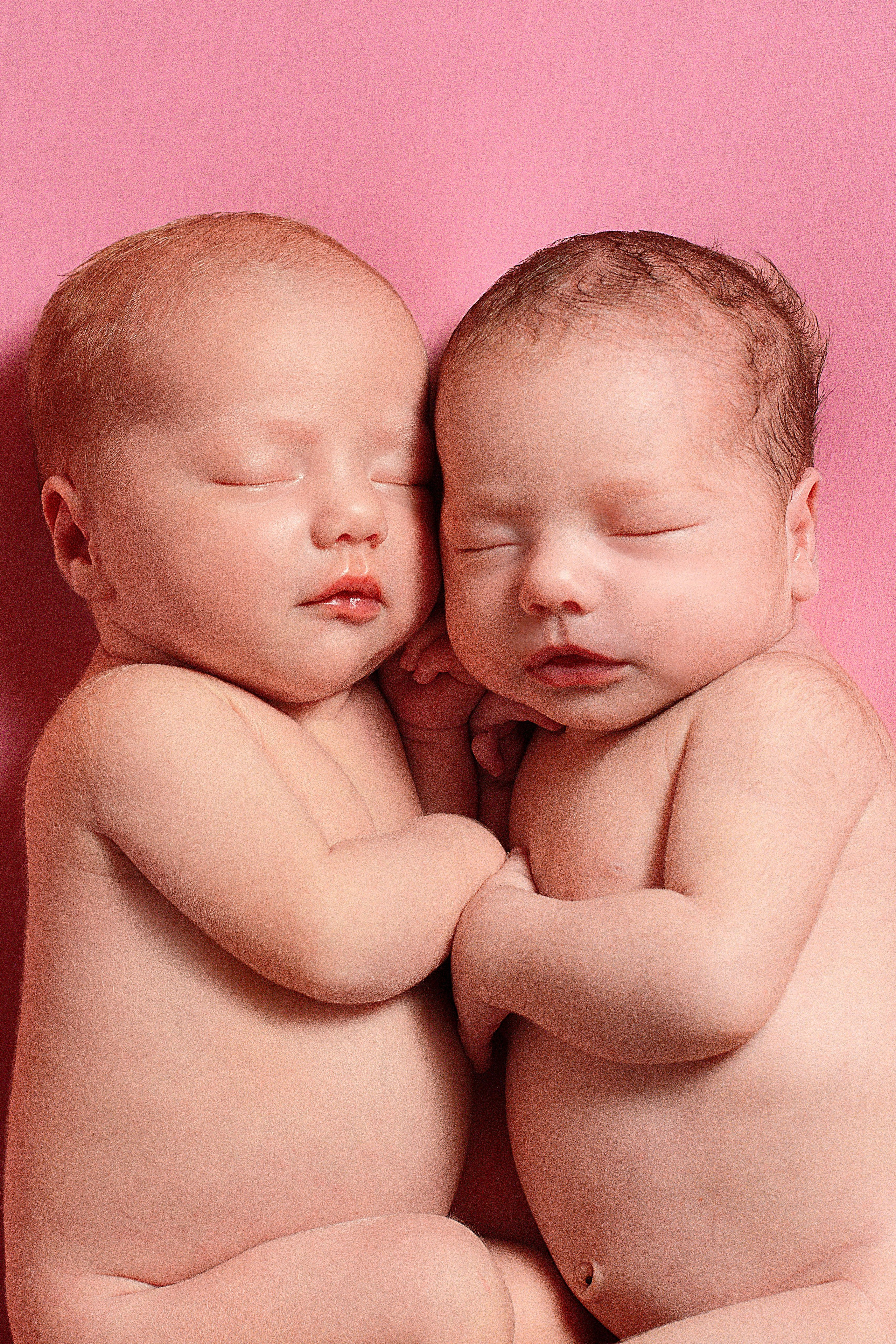 Newborn классическая. Детский и семейный фотограф в г. Бельцы