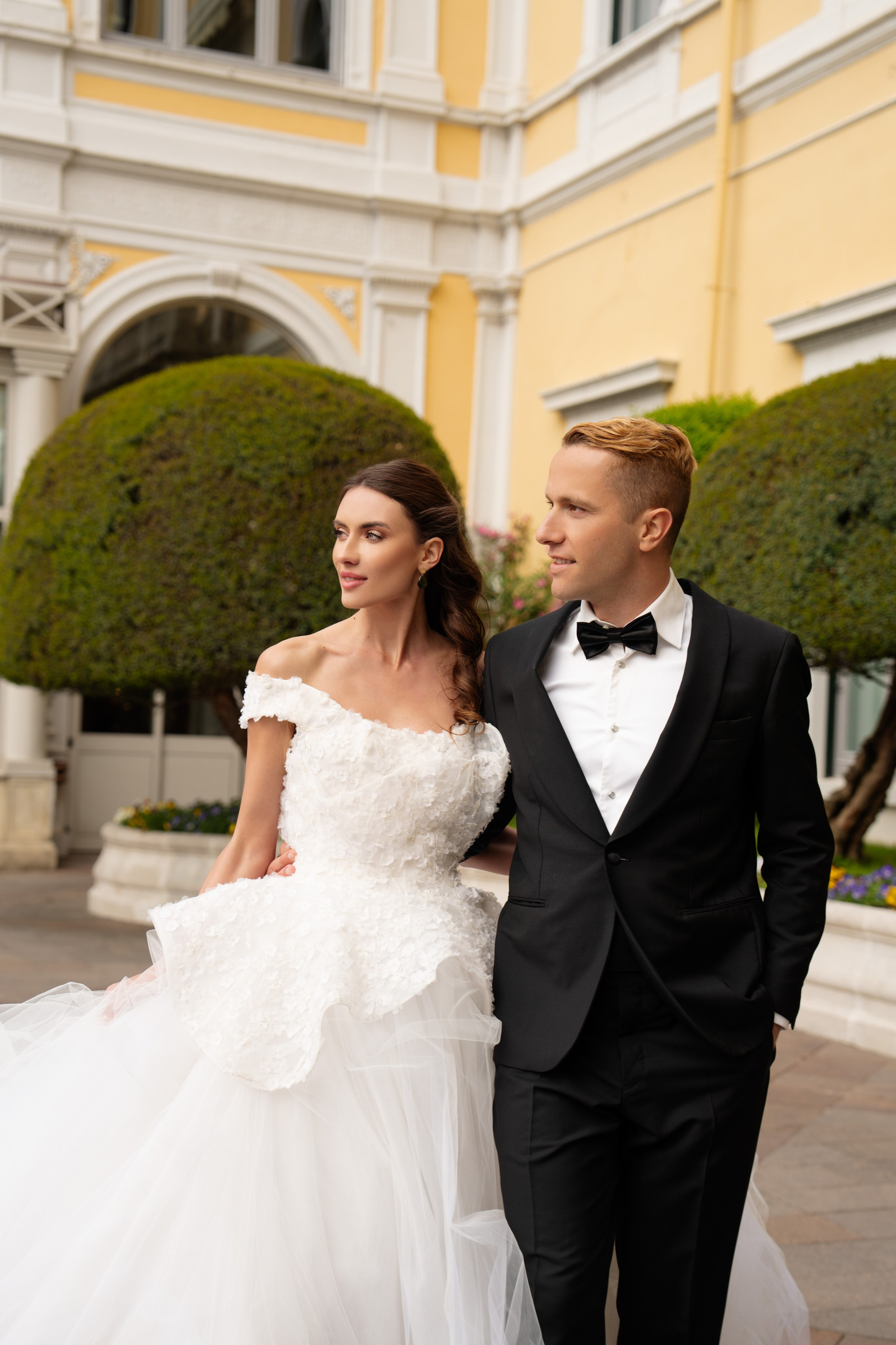 By the Lake Editorial. Ioana Timis