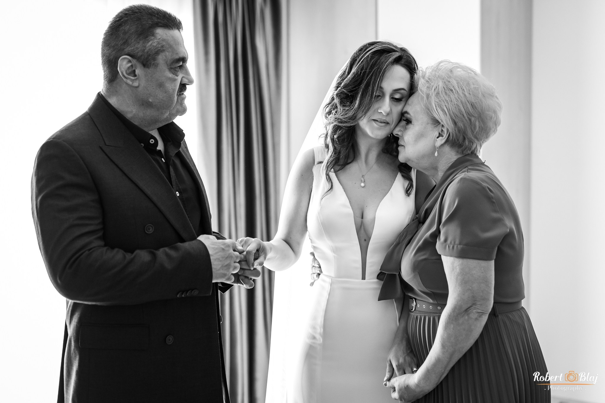 Ioana & Florin. Robert Blaj - Fotograf Nuntă Iași