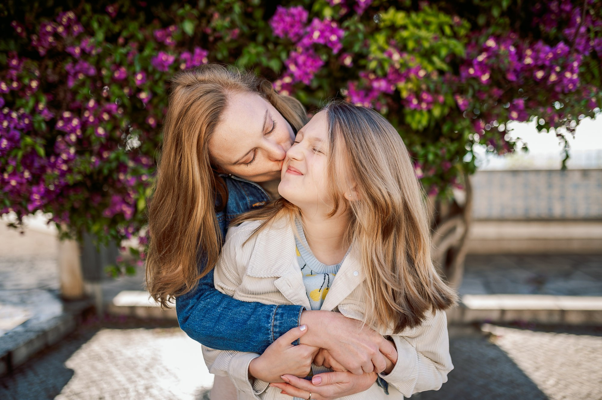 photoshoot in Alfama, Lisbon, фотосессия в Алфаме, Photo shoot for mum and daughter