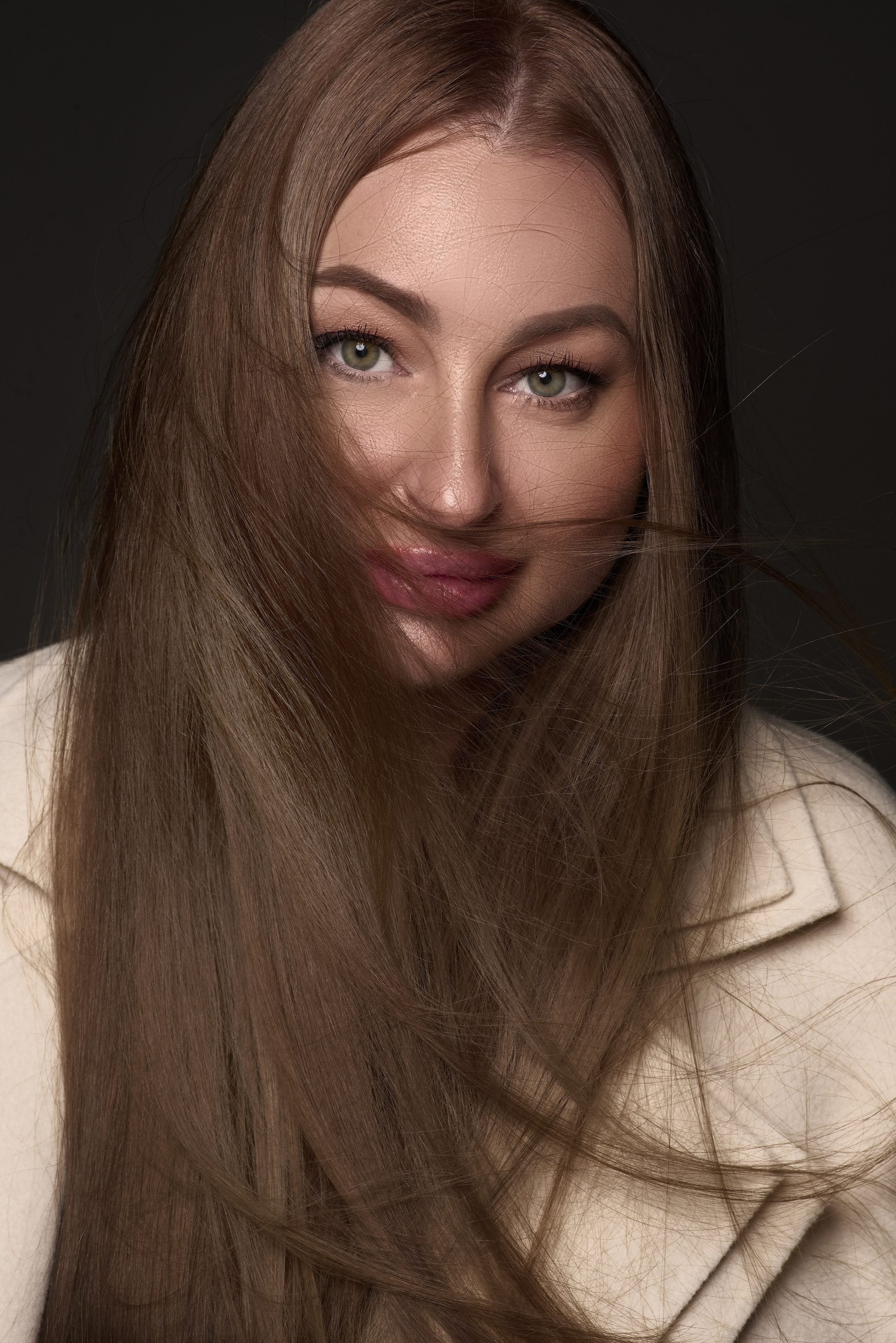 Profesjonalna Sesja Biznesowa i Wizerunkowa – Zdjęcia, które Podkreślą Twój Sukces. Portrait & Fashion Photographer | Сannes, Paris, Monaco, Dubai, Kyiv — - Alisa Postnykova