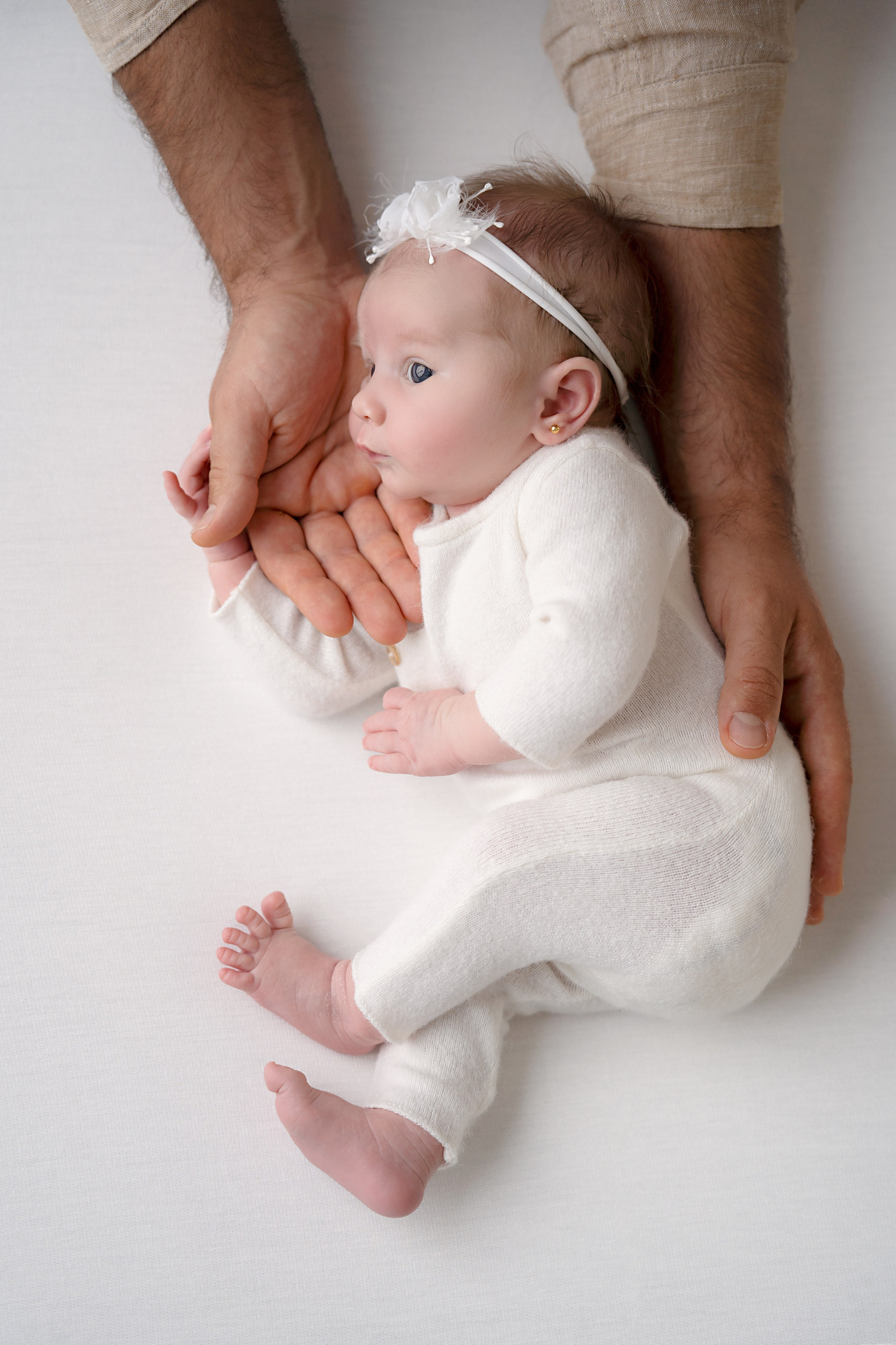 Newborn. Fotograf maternitate, nou-născuți și familie în Cluj-Napoca | Roxana Rusu