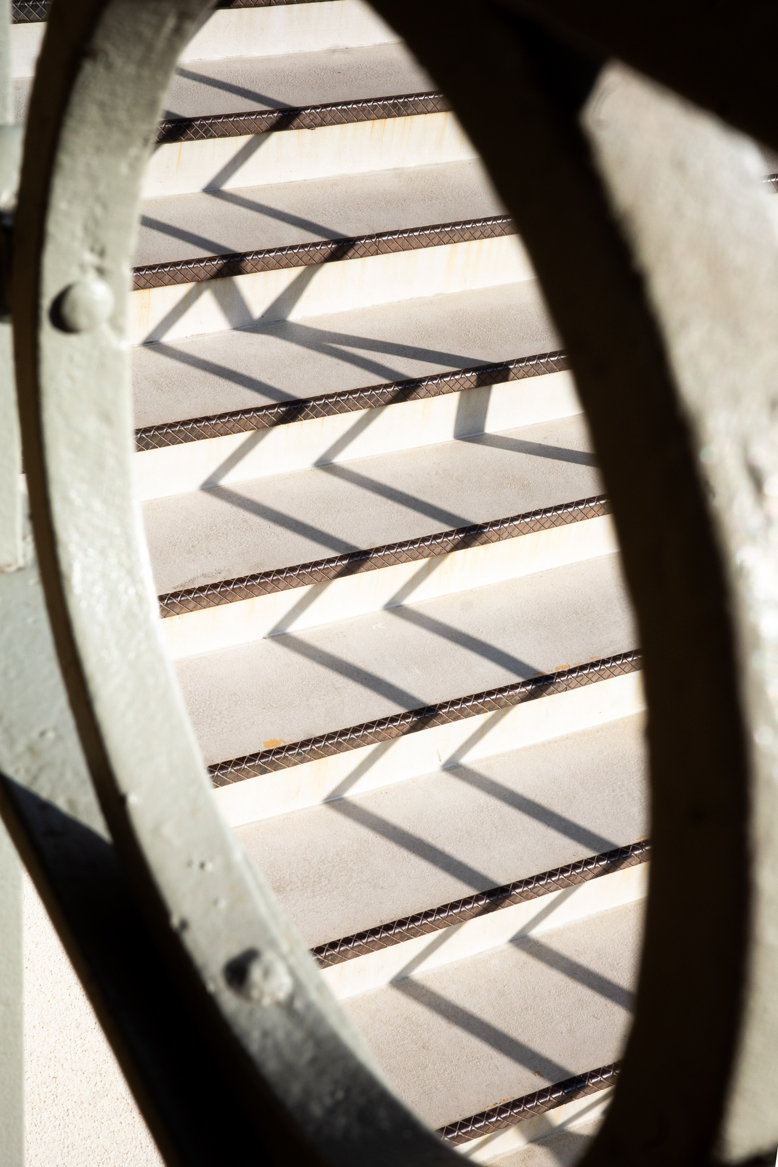 Street. Maria Sher. Professional photographer from Porto, Portugal