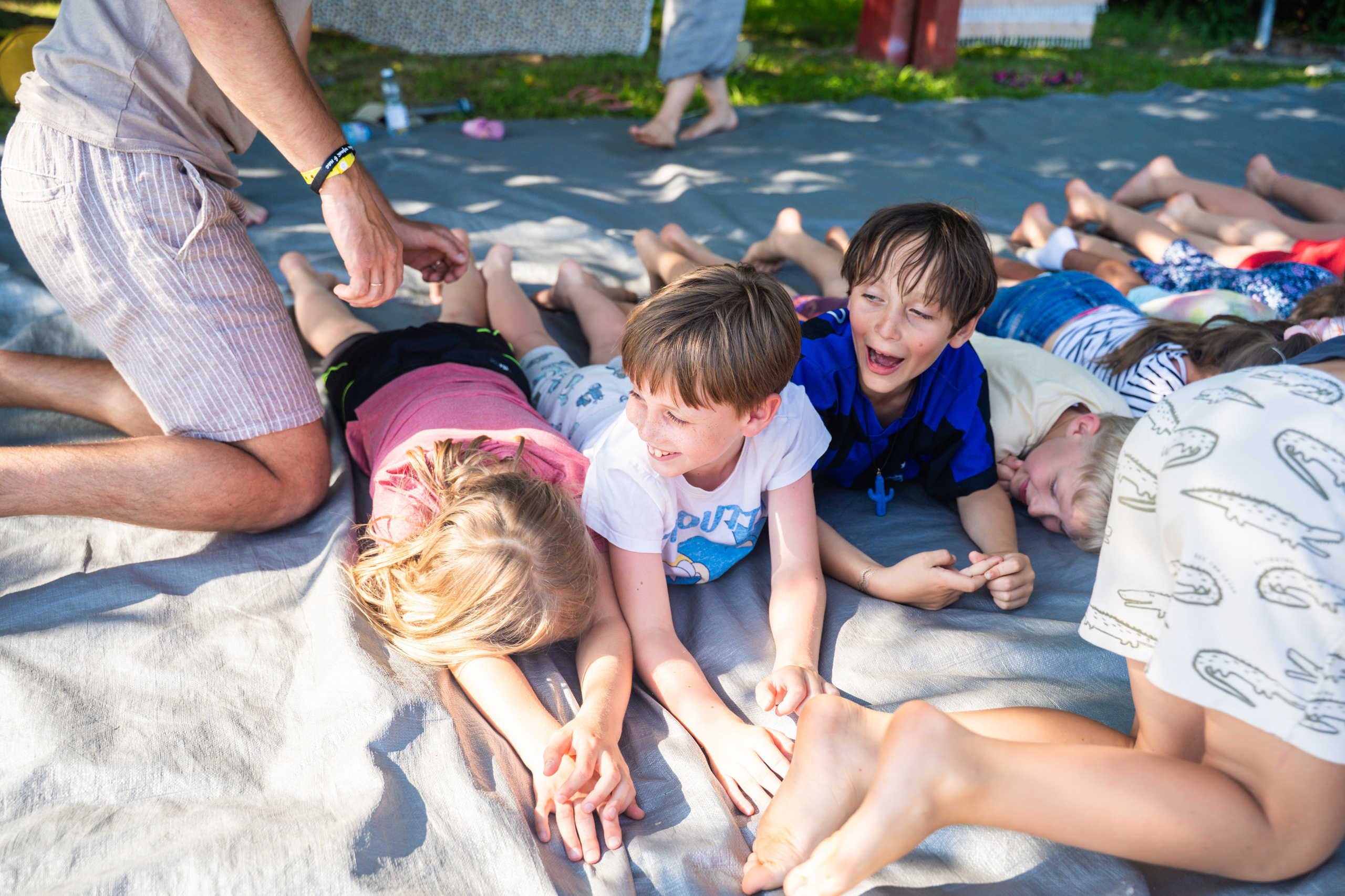 Детская игровая контактная импровизация. Семейные лагеря в Европе с Ниной Янечковой и Ириной Зиновьевой