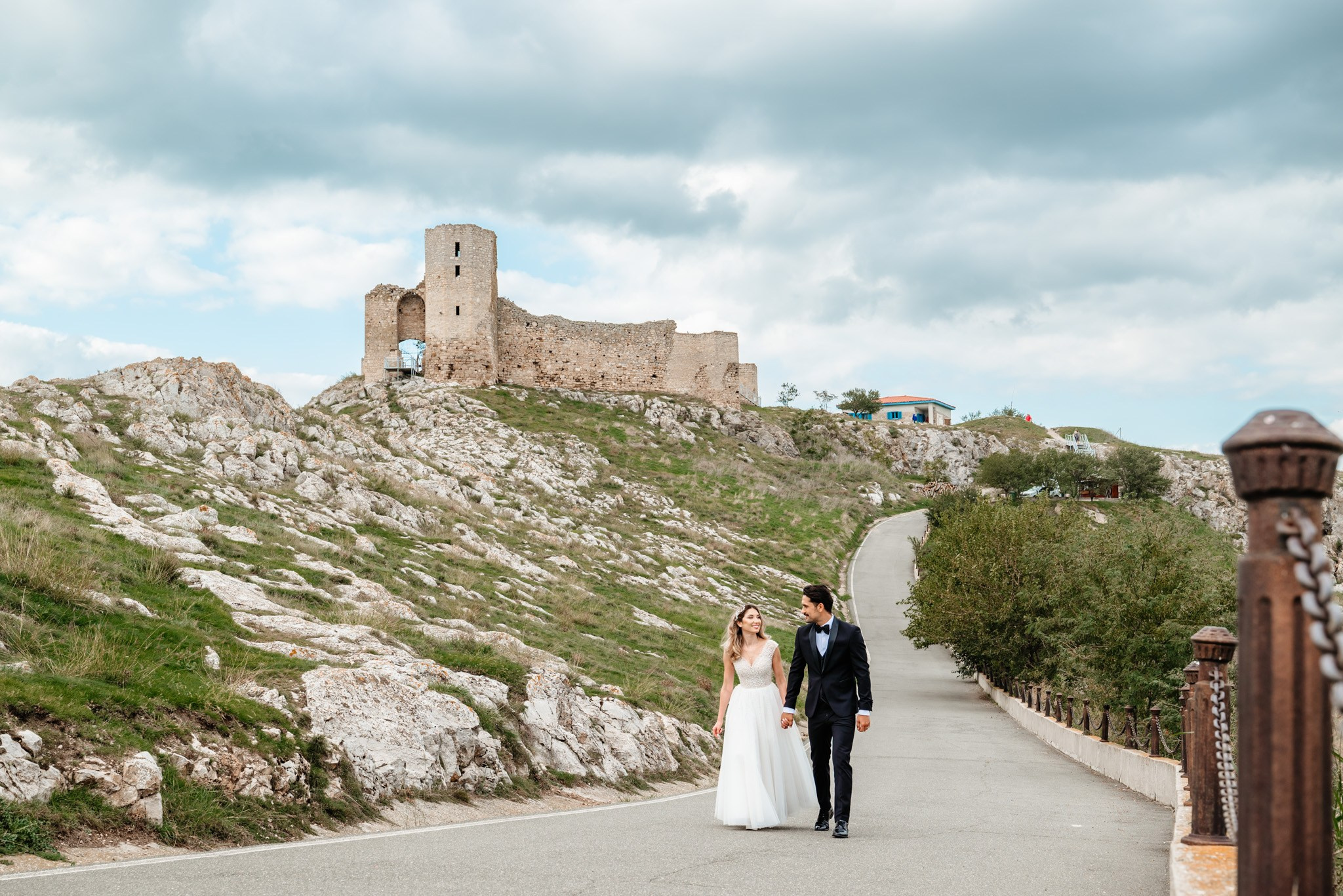 Alexandra & Robert. Www.besttalesstudio.com