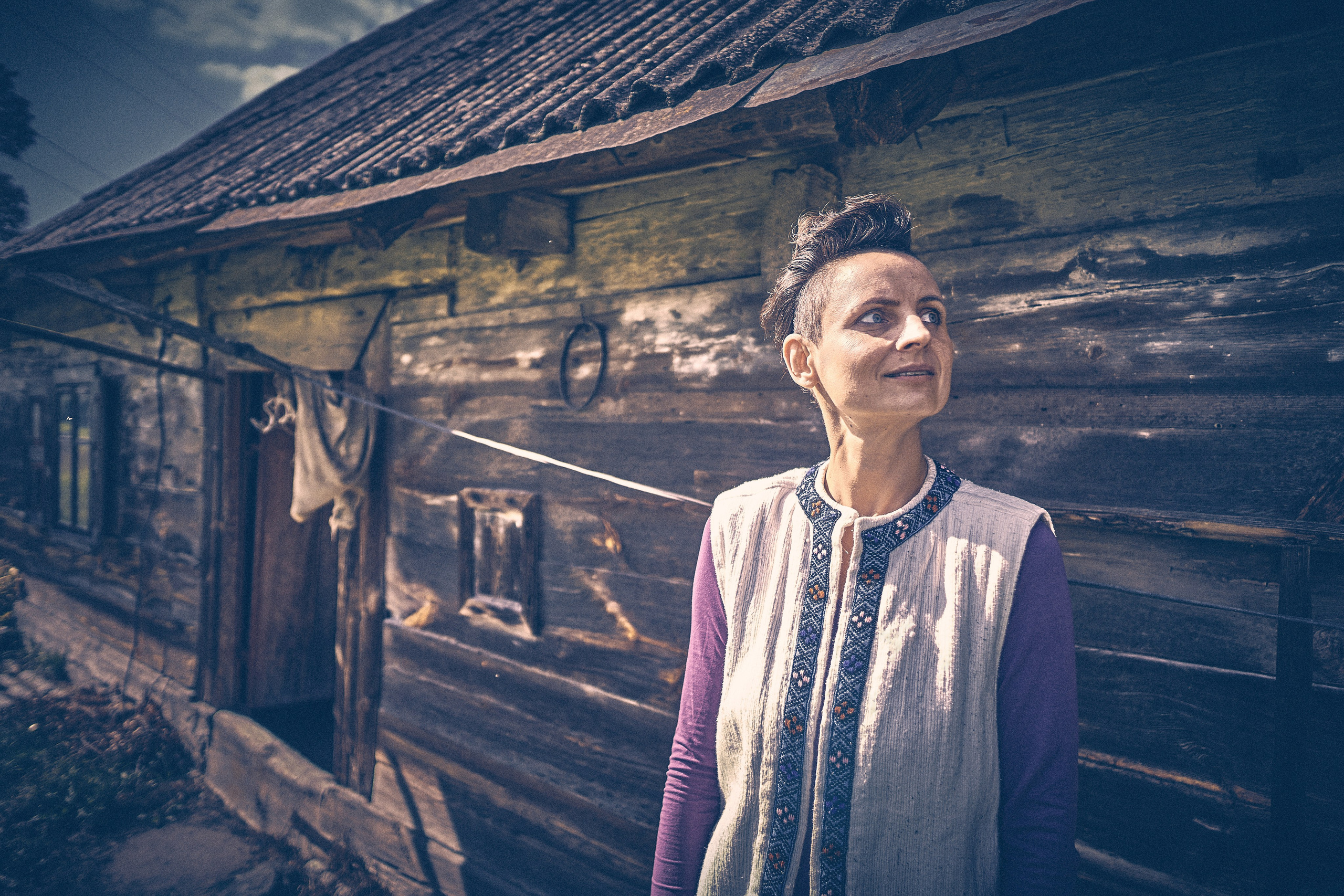 Andriej Szypiłow - Fotograf i Wideograf - Reportaż artystyczny - wizyta rodzinna in the middle of nowhere. Zabita dechami wieś na granicy Białorusi i Polski.