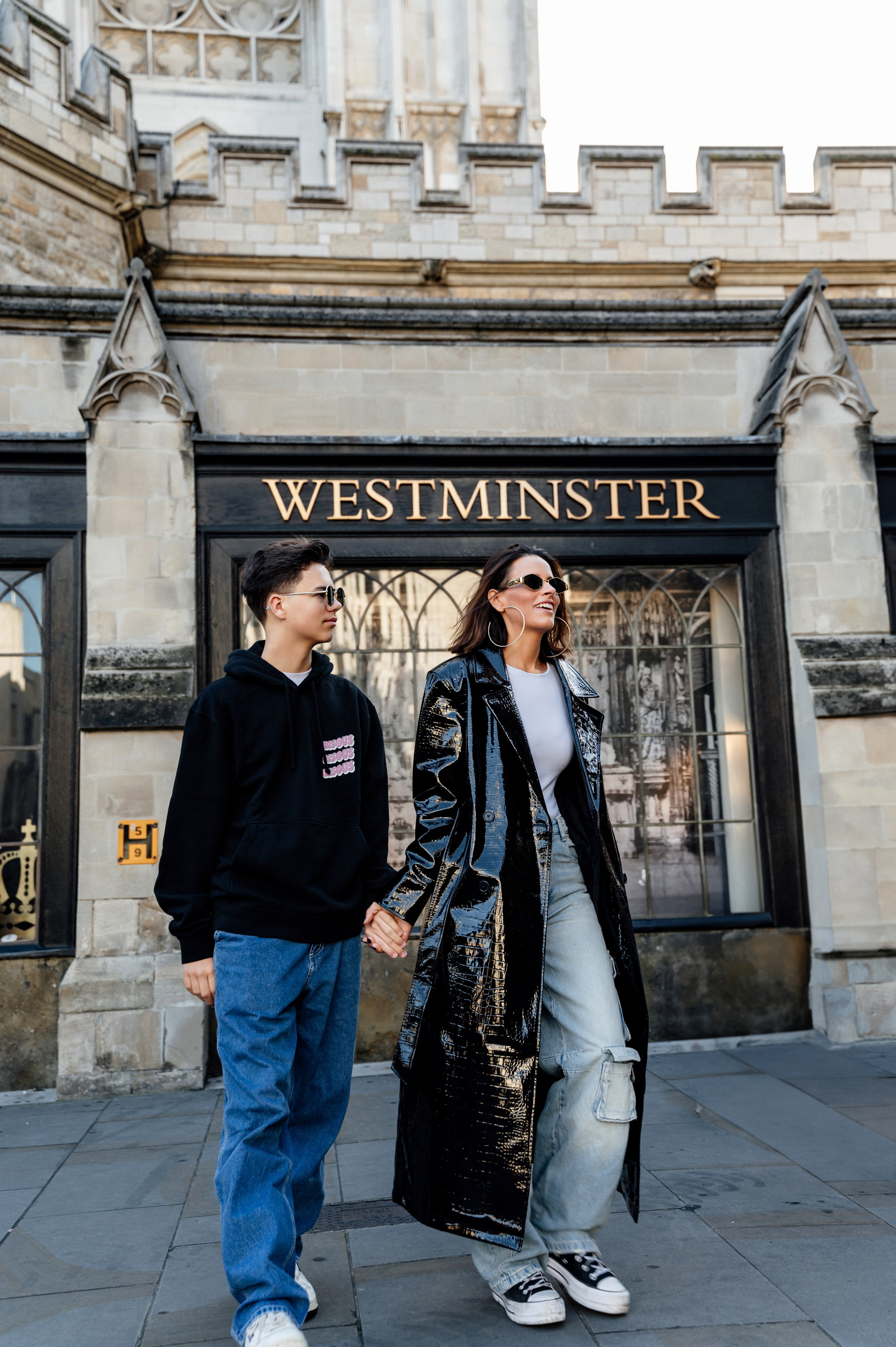 Tower Bridge+Westminster Carmela with son. FAMILY AND WEDDING PHOTOGRAPHER IN LONDON MARINA RIVA