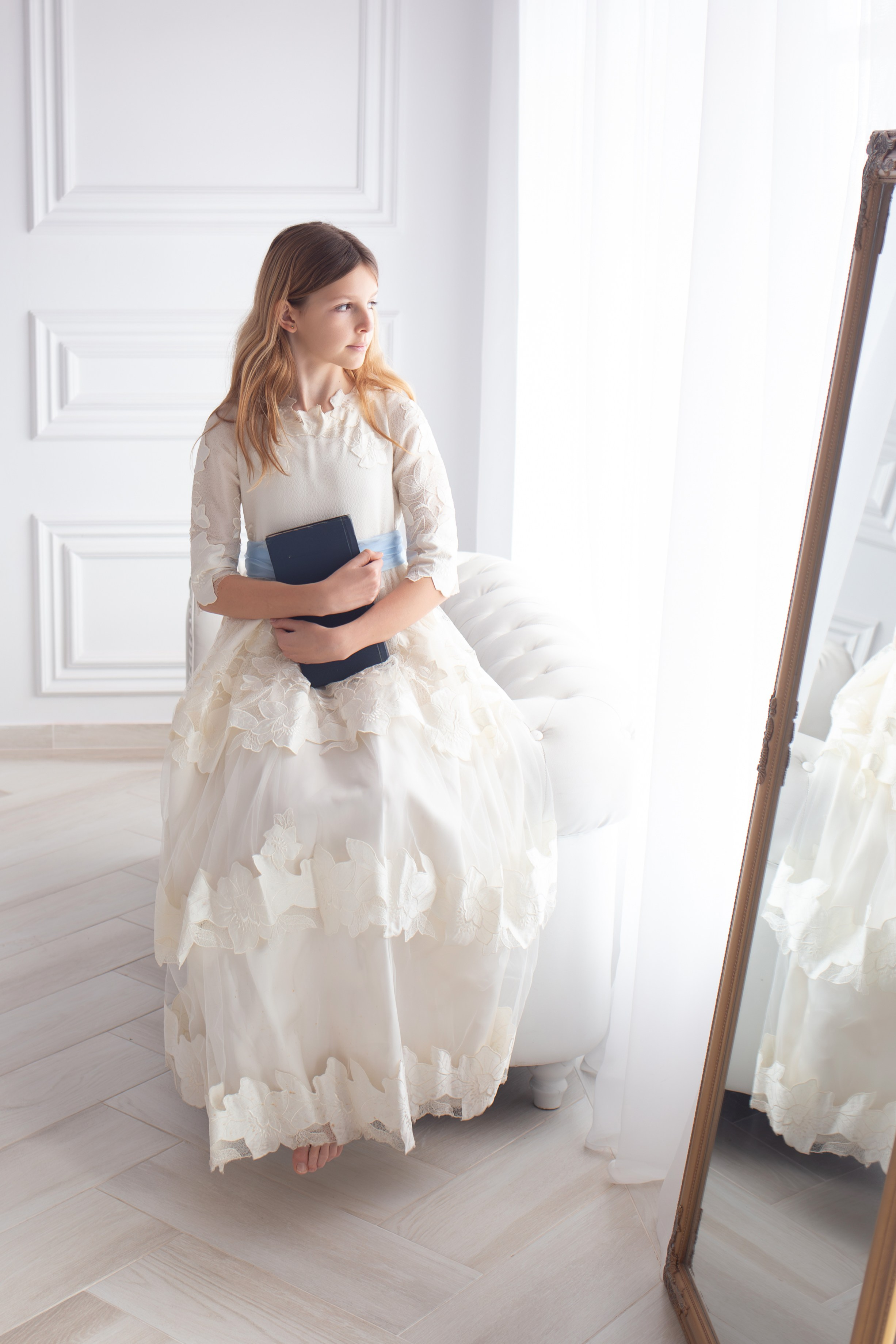 Comunión en el estudio. Fotógrafa profesional en España