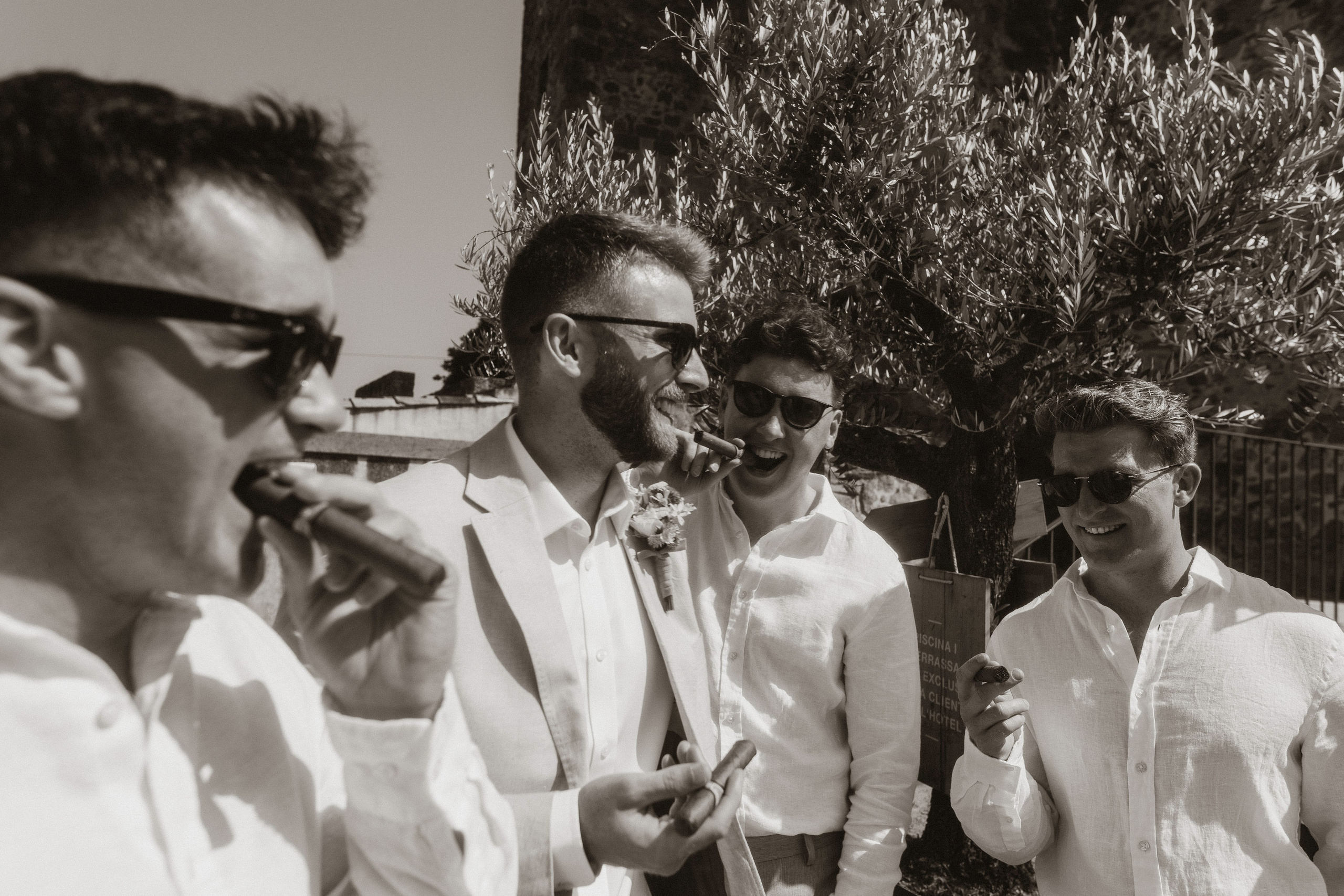 Lauren & Jamie. Hotel Castell d’Emporda. Paola wedding photographer / videographer in Barcelona