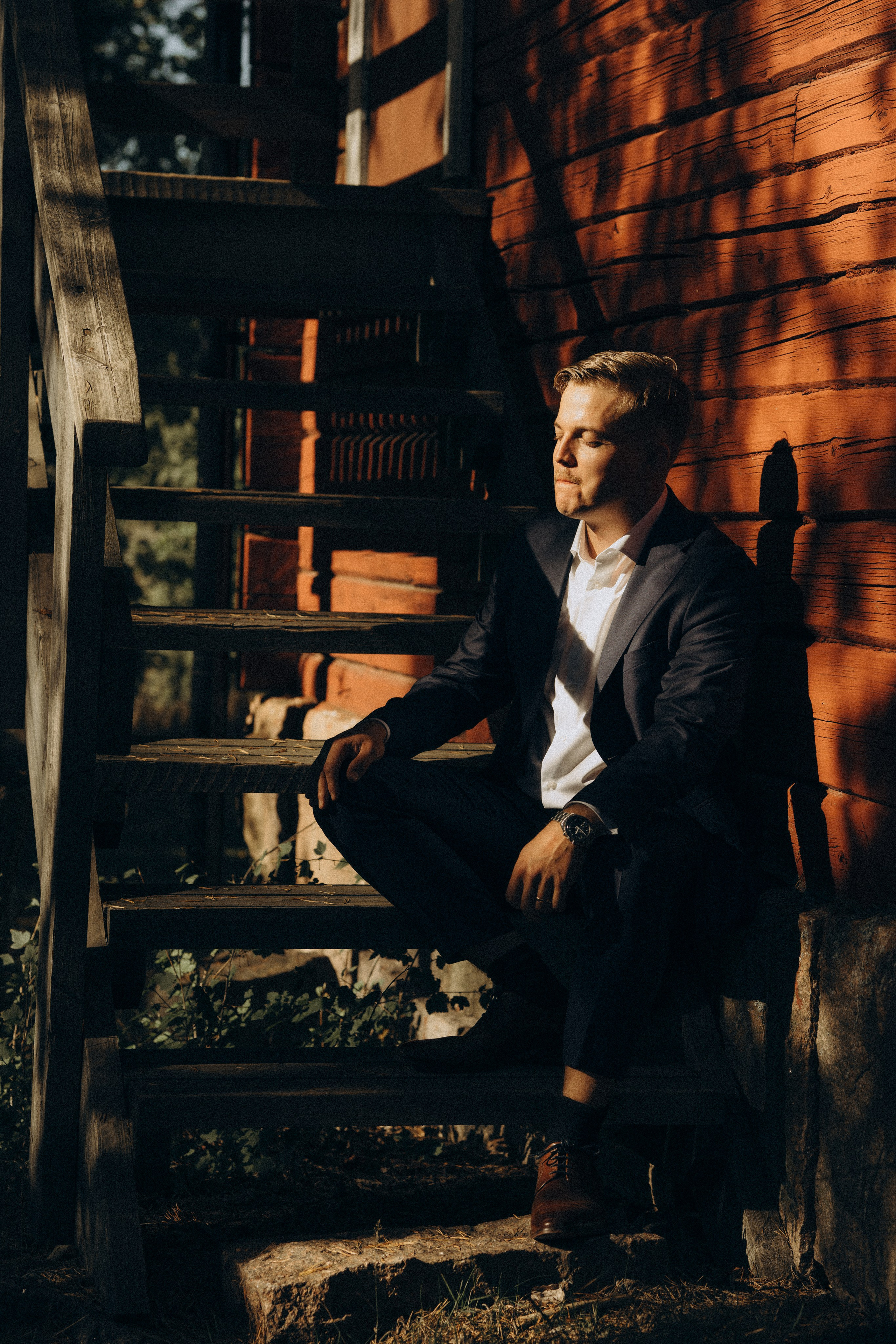 Wedding photo session in Pornainen. Wedding and portrait photographer in Helsinki Vickan O